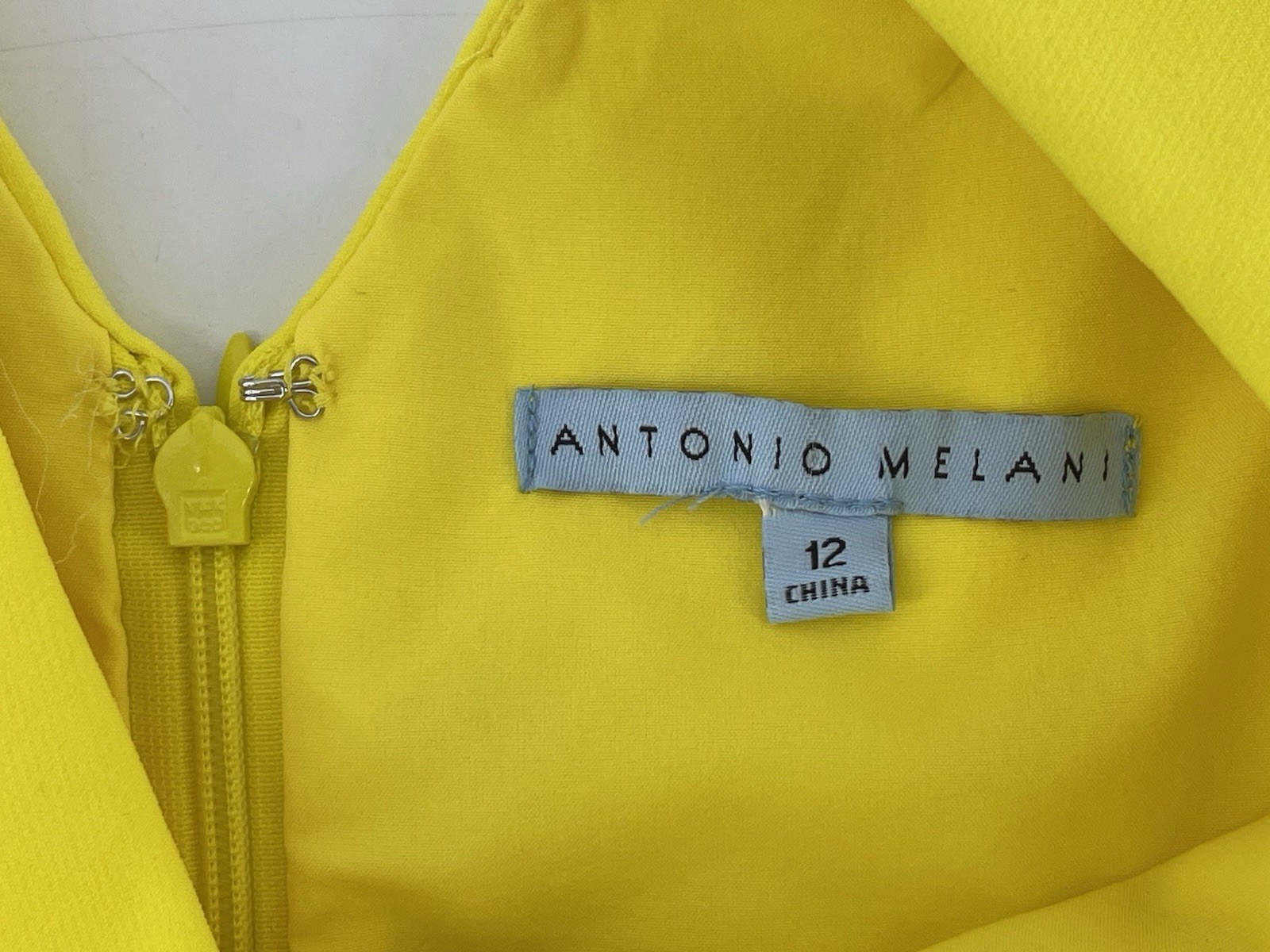Antonio Melani Sheath Stretch Dress Womens Size 12 Yellow Sleeveless Lined