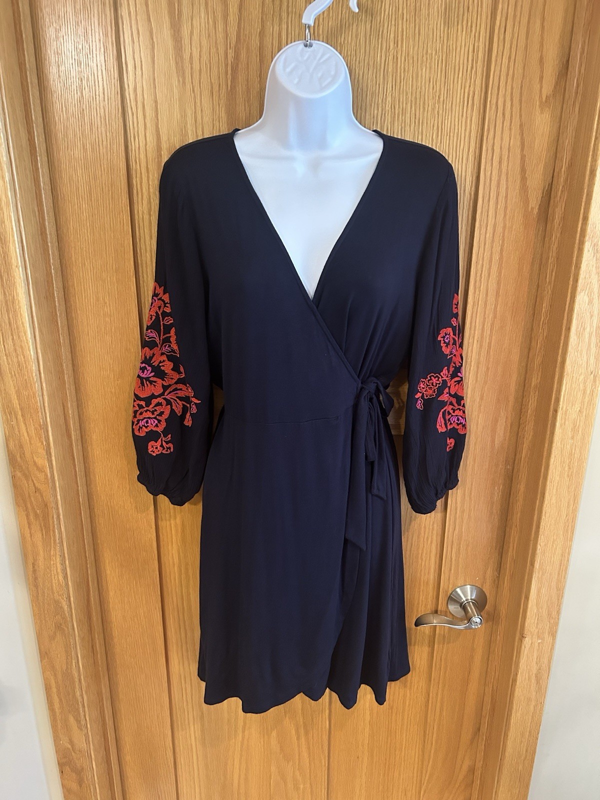 NEW Stitch Fix Black Red Embroidered Faux Wrap V Neck Balloon Long Sleeve S