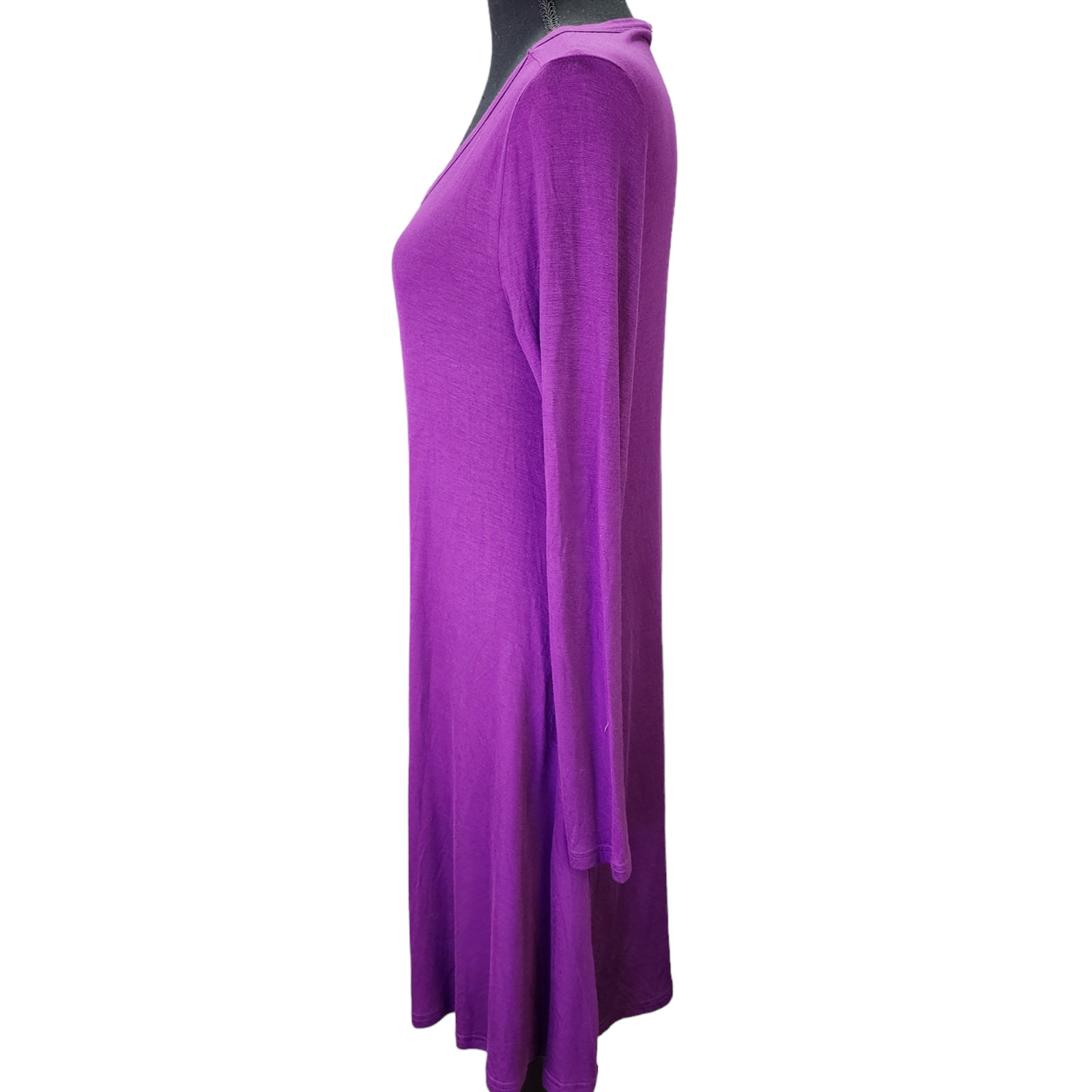 NWT HiMONE Women’s Medium Purple T-Shirt Dress Silky Soft Stretch Pockets Casual