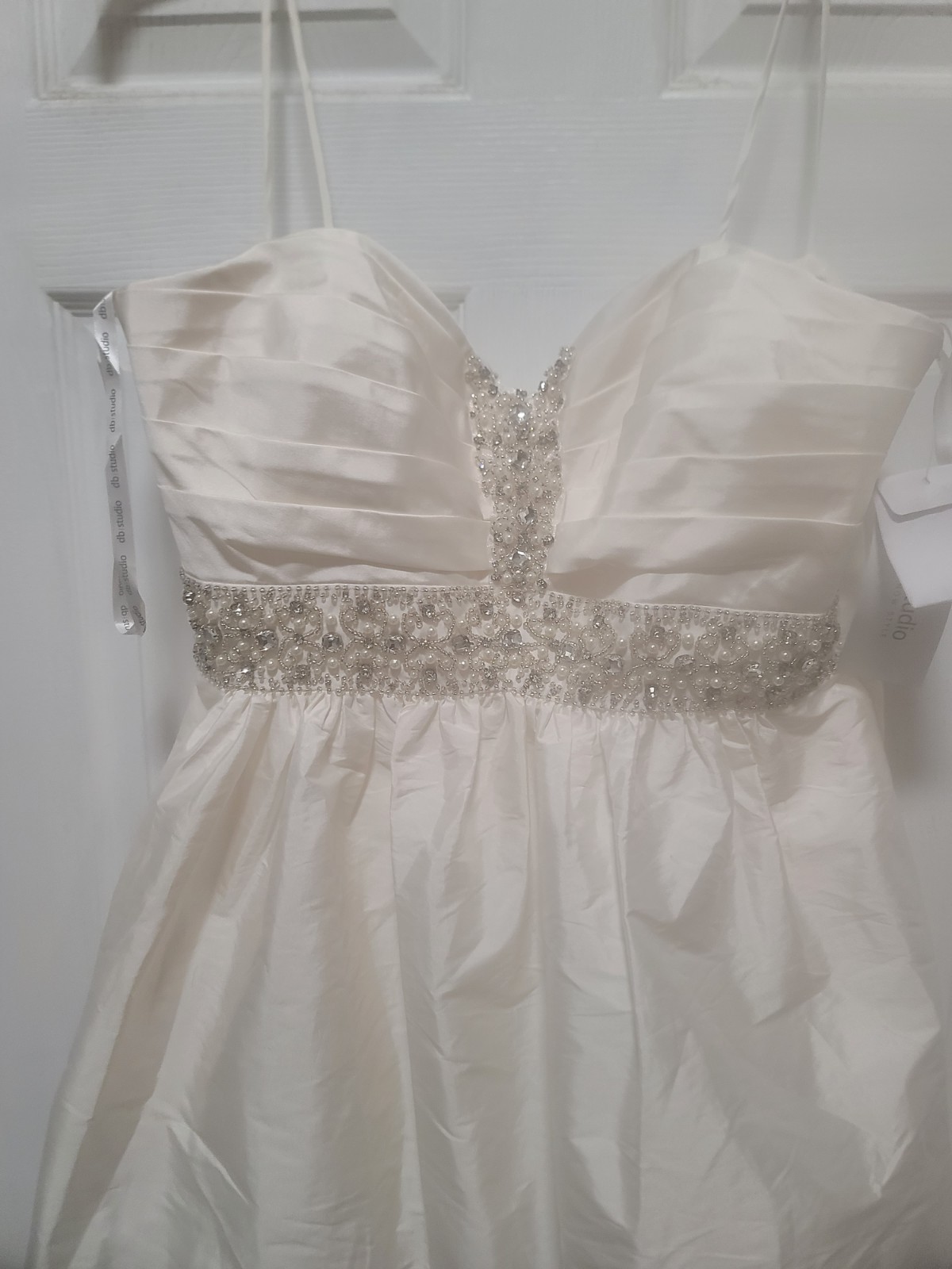 DB White Cocktail Dress Embellished with Rhinestones Around Waist Size 12 New