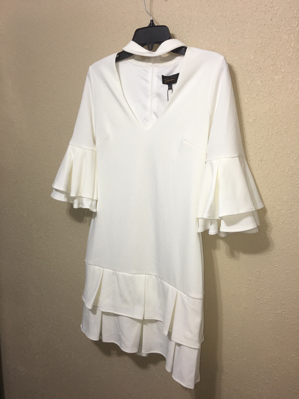 Alexia Admor Keyhole Ruffle Pleated Dress OFF White Boston Proper SZ 8 NEW