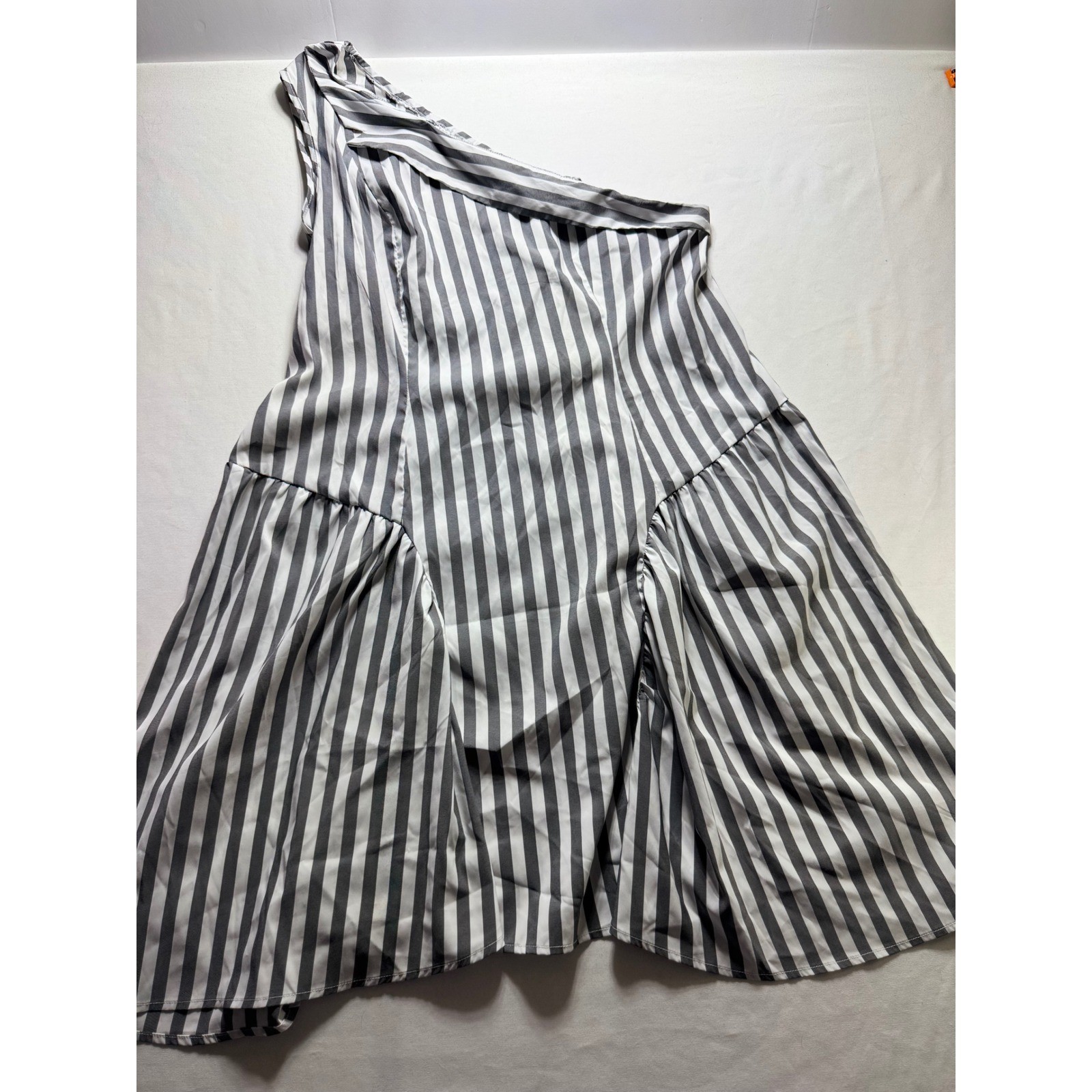 One Shoulder Stripe Mini Dress Womens 3XL Grey White Drop Waist Summer Chic