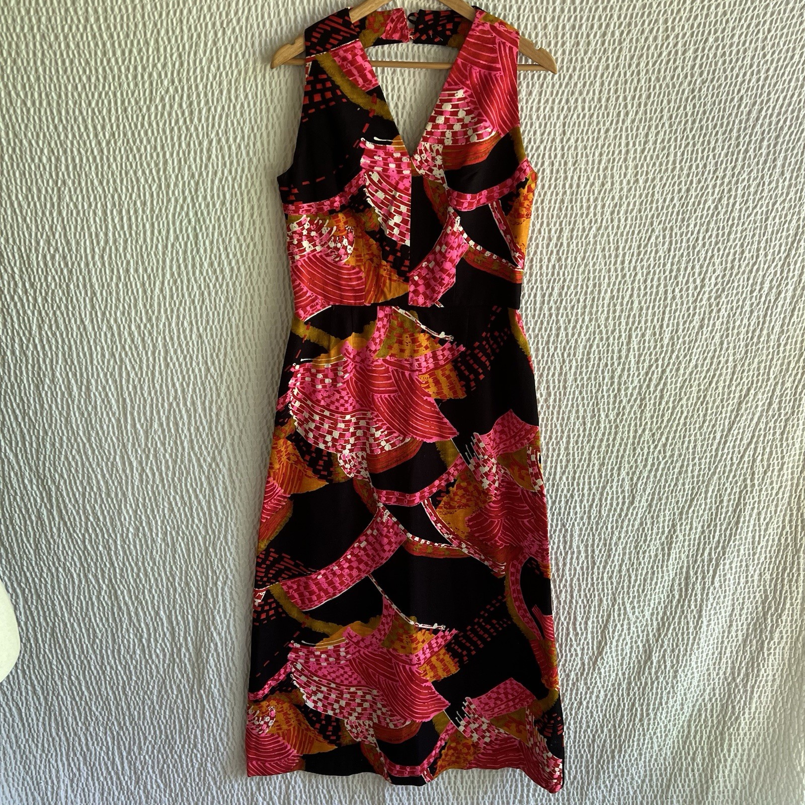 Vintage 70s Barkcloth Tiki Aloha Maxi Dress Empire Open Back Darts M Colorful