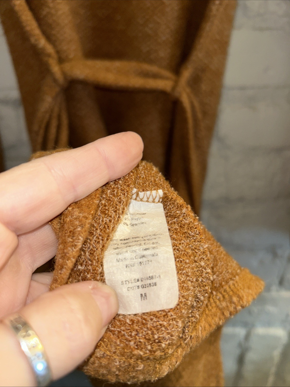 Betsey’s Boutique Shop Cognac Long Sleeve Front Tie Sweater Dress Size Medium