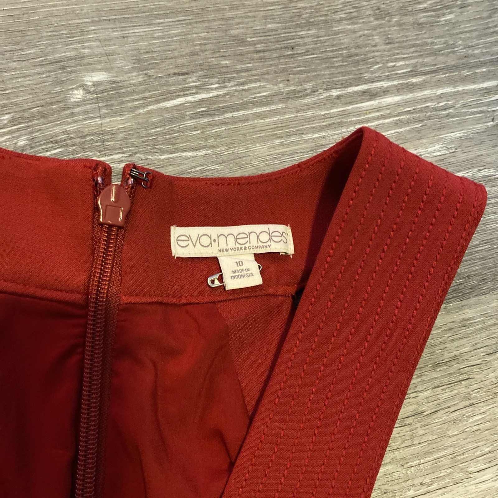 ***NWT***EVA MENDES FOR NEW YORK & COMPANY “MARISOL” MIDI RED DRESS SIZE 10