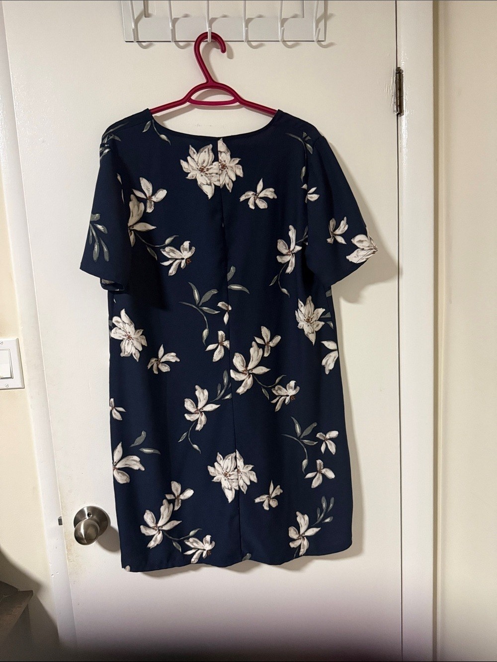 Dynamite Navy Floral Midi Dress with Cream Flowers