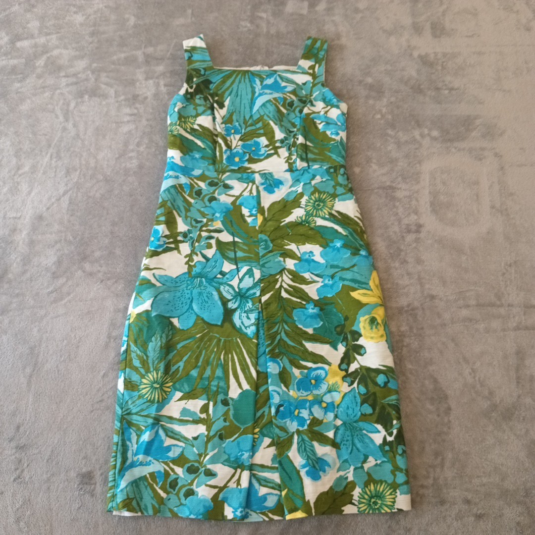 Talbots Sheath Dress Size 6 Blue Floral Knee Length Canvas Sleeveless Lined