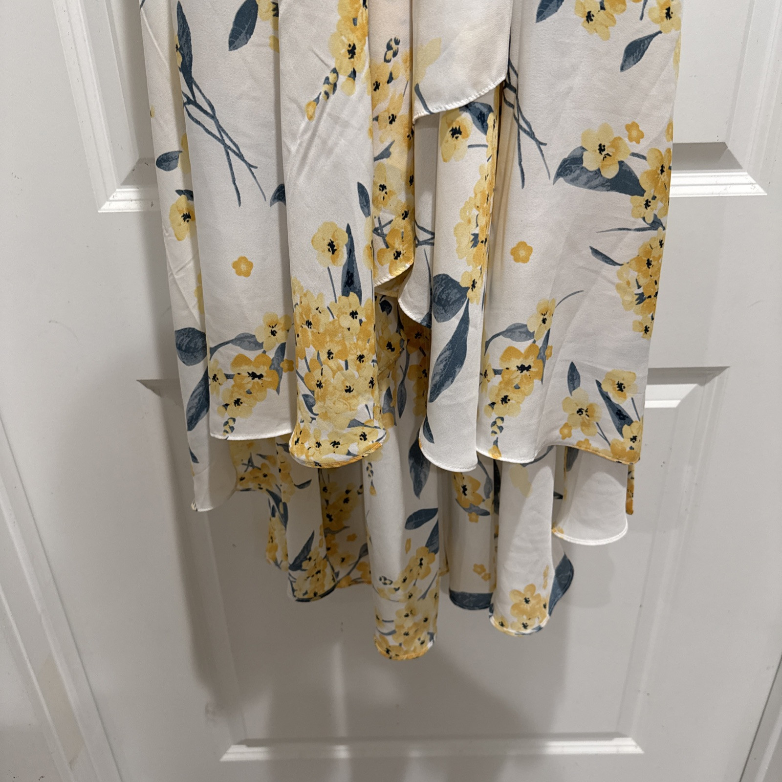 Lulus Multicolor Cute Spring White Yellow Blue Floral Wrap High Low Dress Sz S