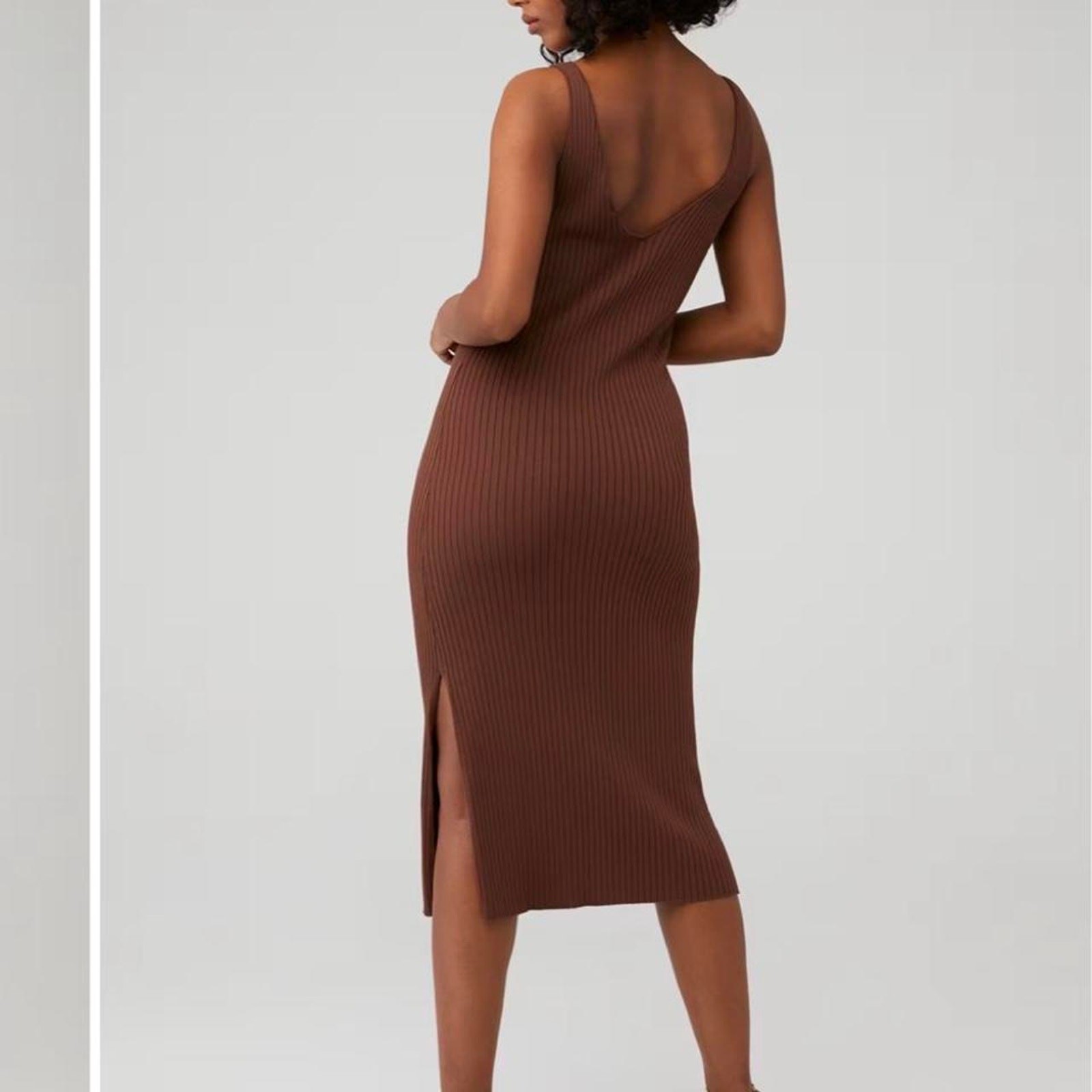 Line dot hall sweater dress