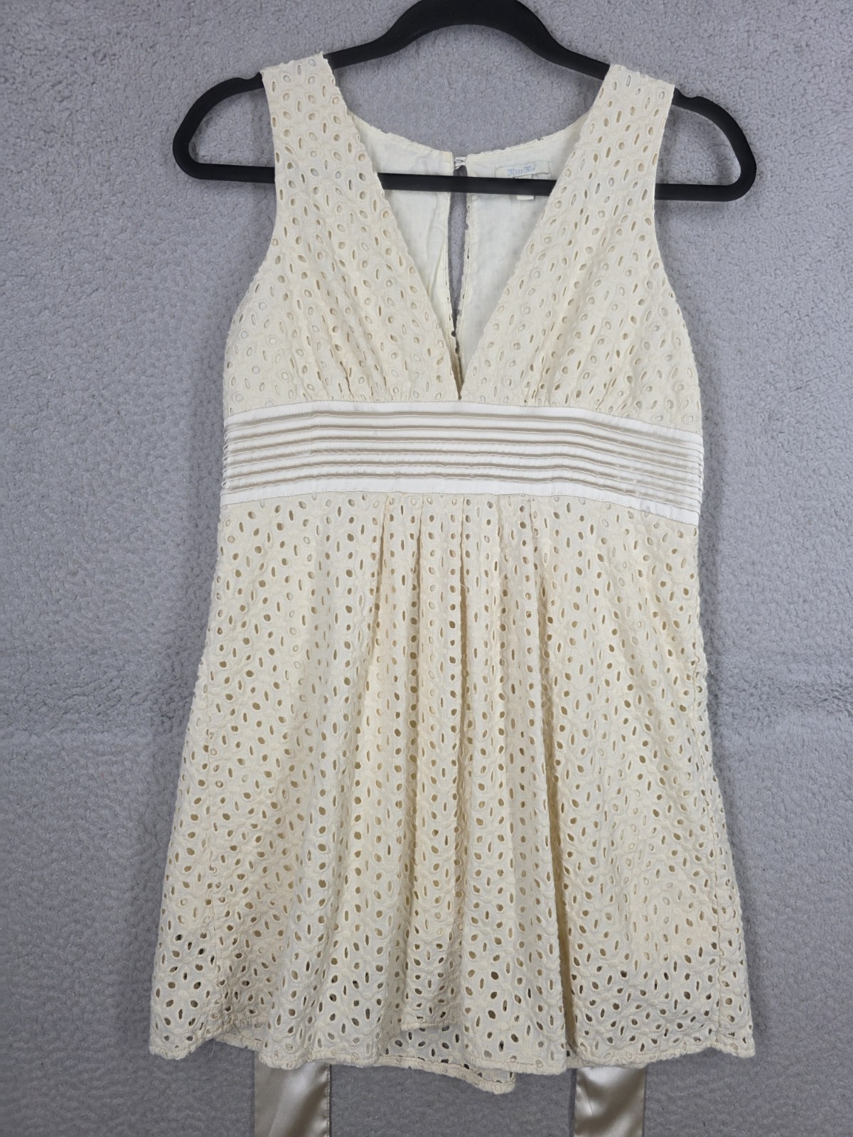 Miss Me Eyelet Dress Size M Medium Ivory Tie Back
