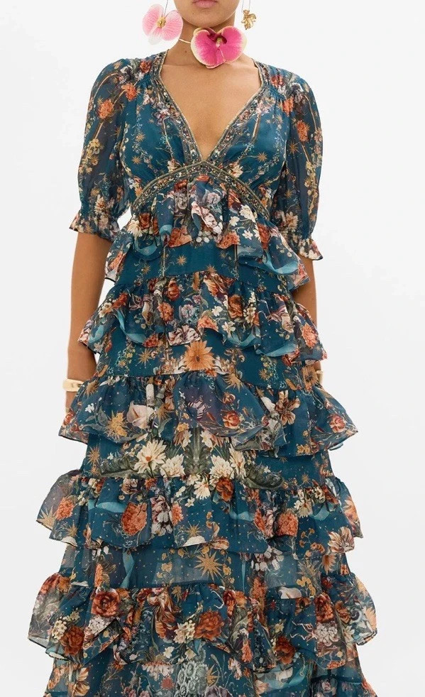 Camilla She Who wears the crown Size XL Cotton and Silk with a side zip