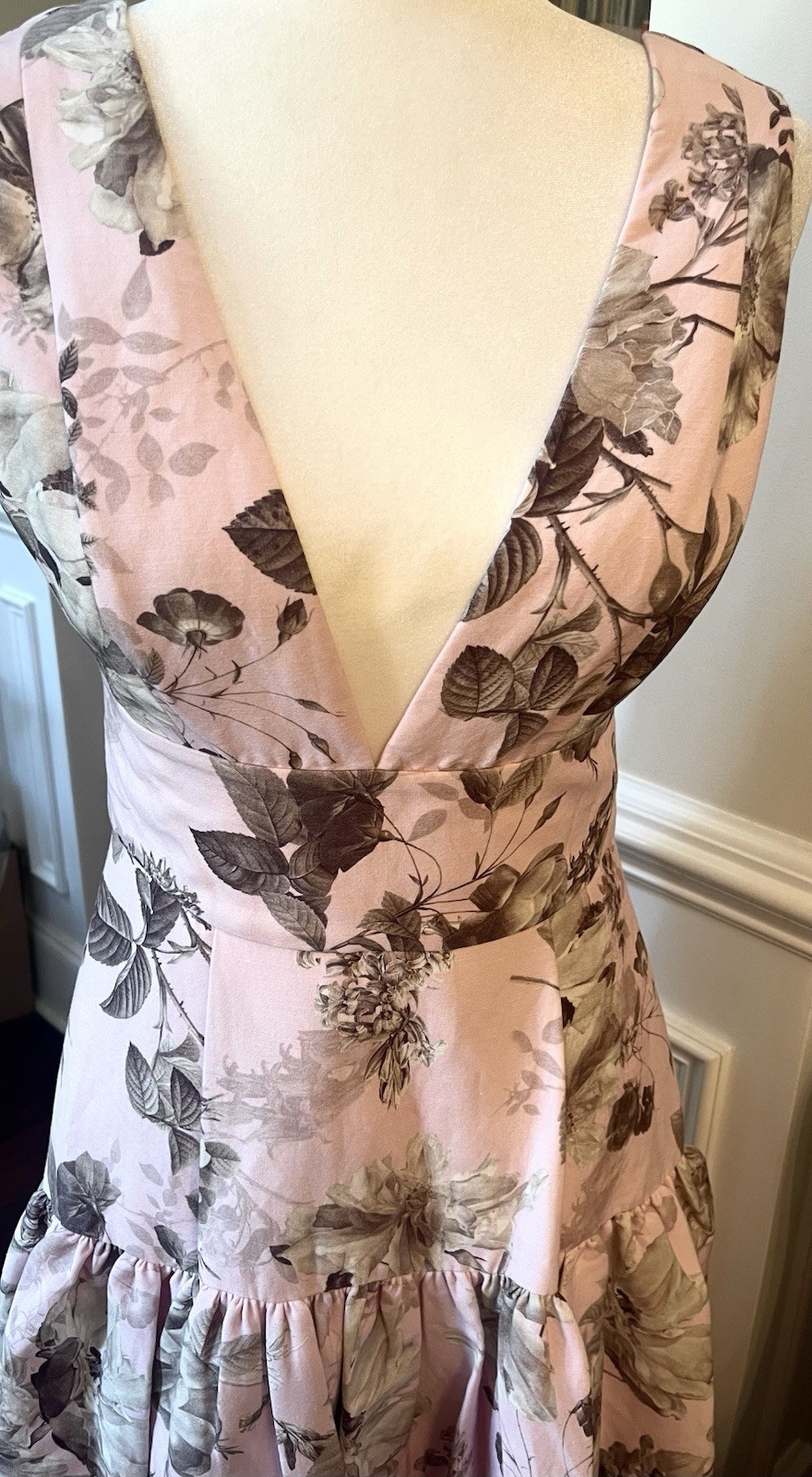 Alice + Olivia Lila Structured Midi Dress Meadow Pink Floral US 6 UK/AU 10 NWT