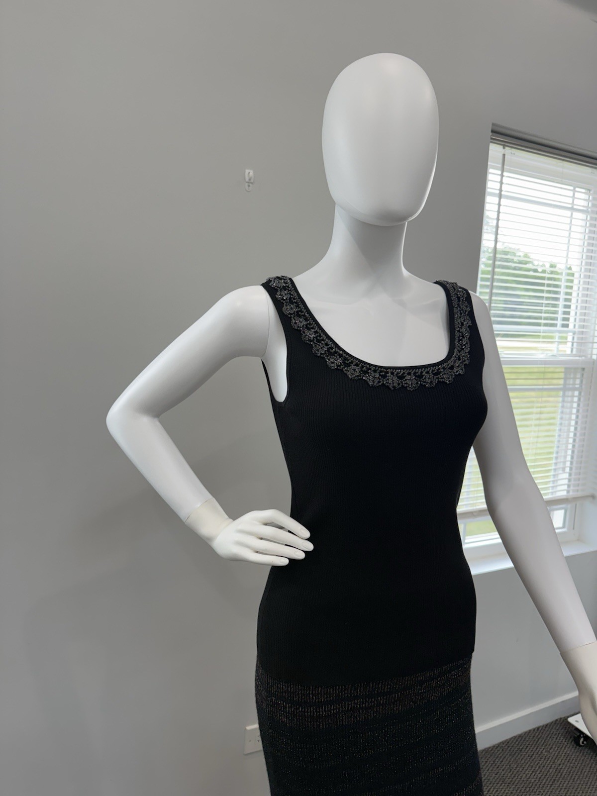 NYGARD Collection Black Ribbed Knit Maxi Dress Size S Scoop Neck Beaded