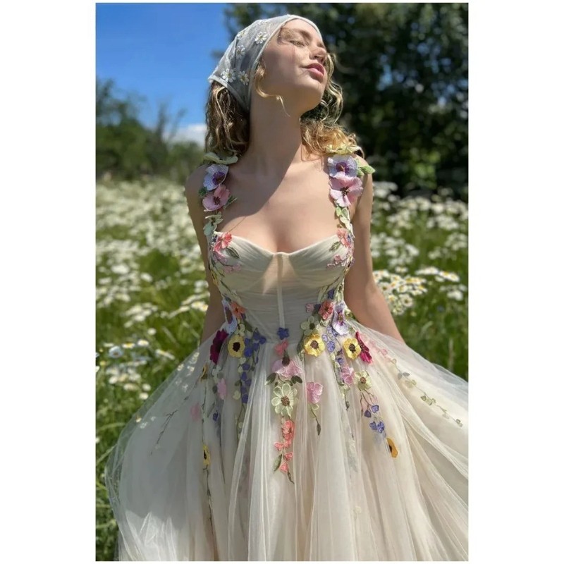 Sweetheart Spaghetti Strap 3D Floral Tulle Garden A Line Wedding Dress