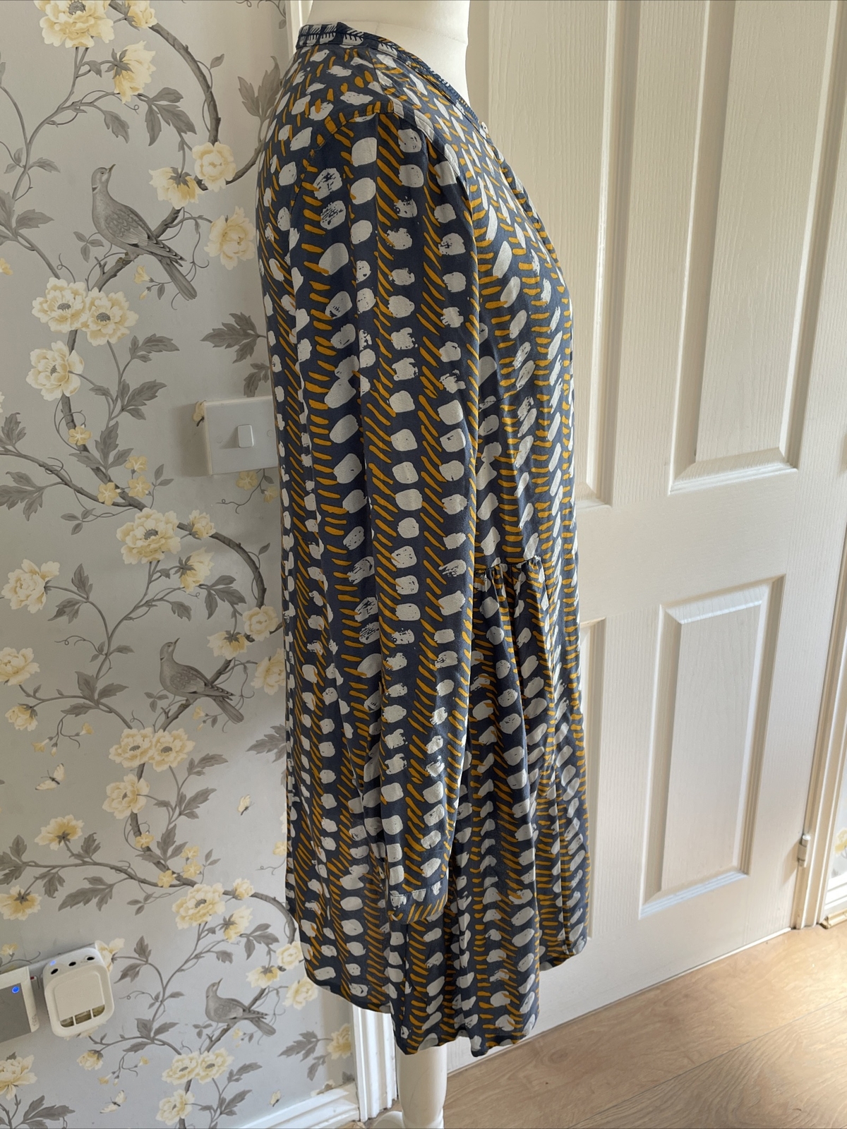 White Stuff Chambray Blue Gold Grey Abstract Print Shirt Dress Ladies Size 12