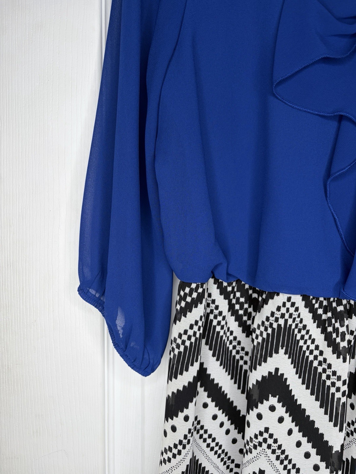 Small Modcloth Black, White, Royal Blue Chevron Chiffon Bow Dress 3/4 Sleeve