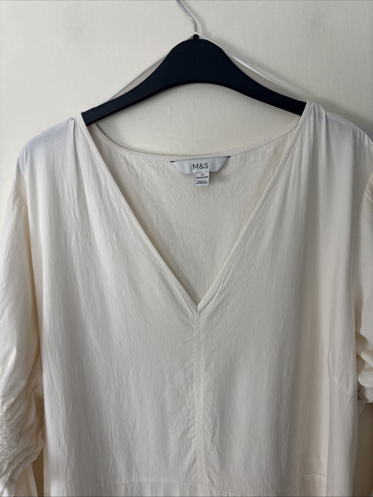 Marks & Spencer Cream Puff Sleeve V Neck Midi Dress Size UK 20