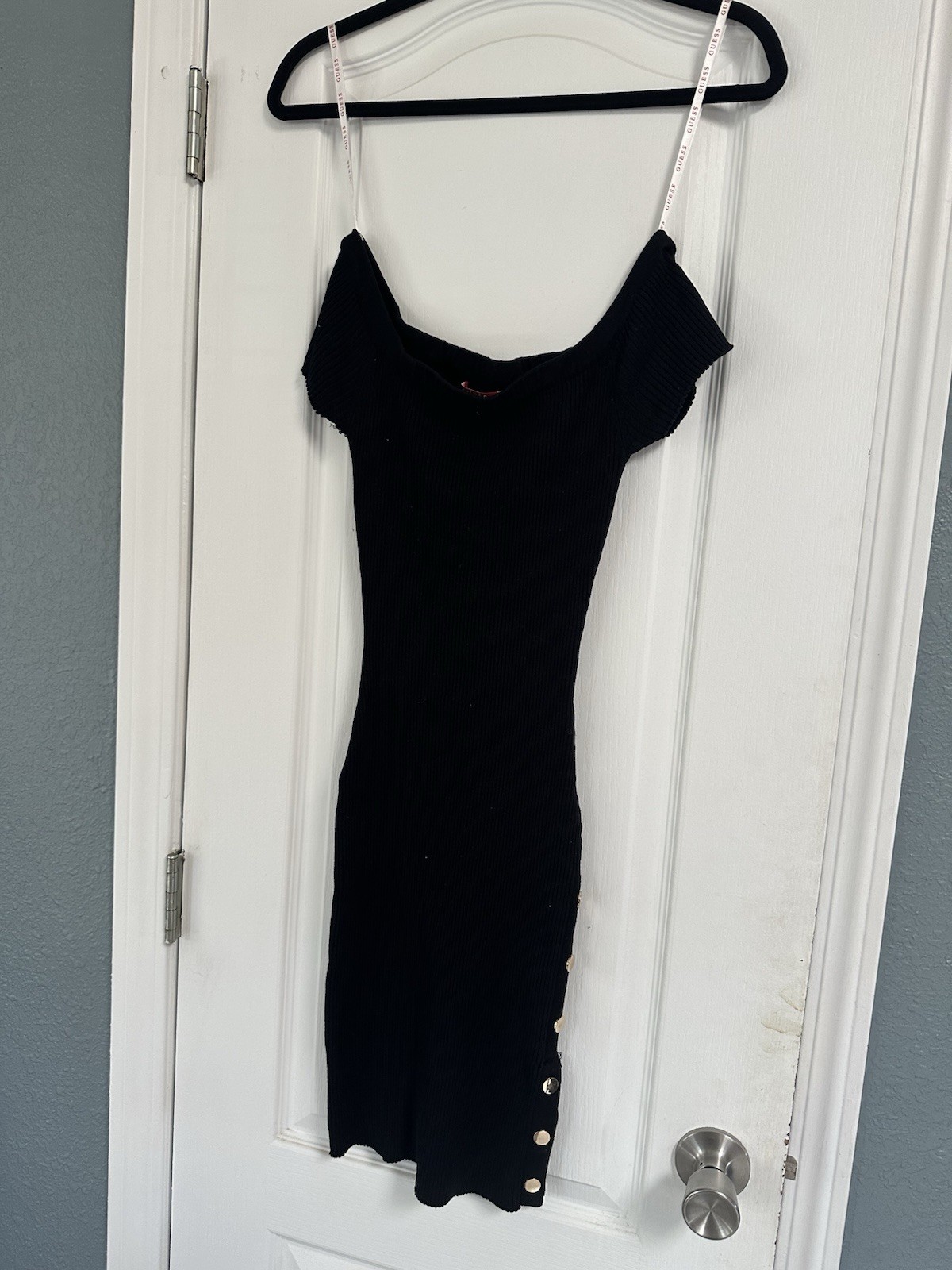 GUESS Black Knit Bodycon Midi Dress V-Neck Sleeveless Button Accent Size M