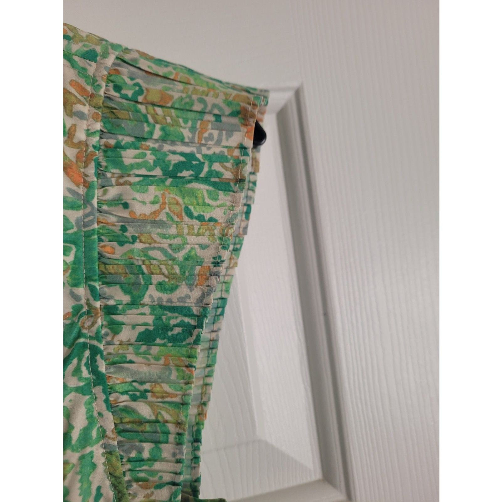 Current Air Meg Dress Small NWT $88 Green Abstract Print V-Neck Sleeveless
