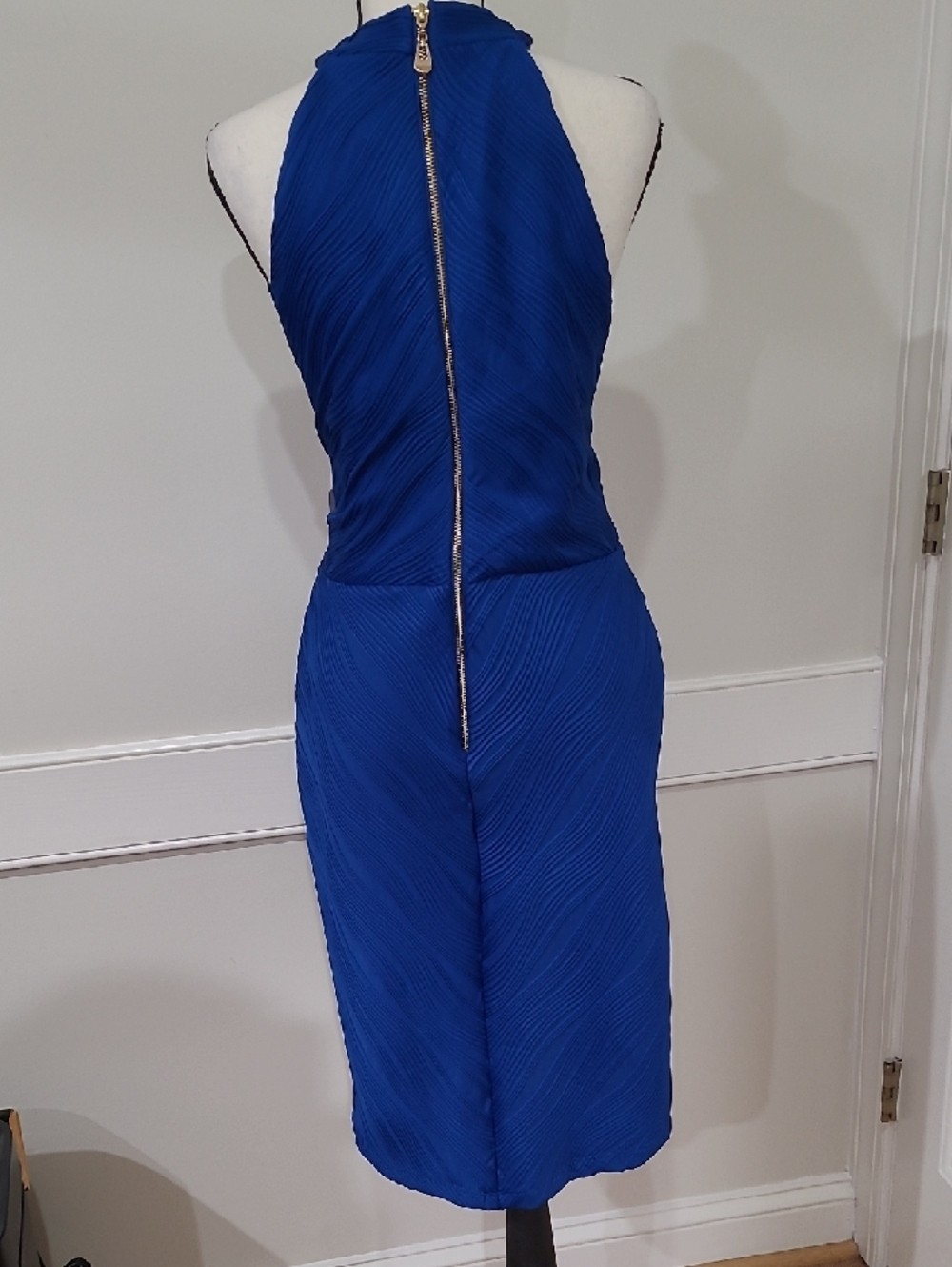 R&M Richards Short Scuba Ribknit Cross-Neck Halter Royal Blue Dress – Size 14