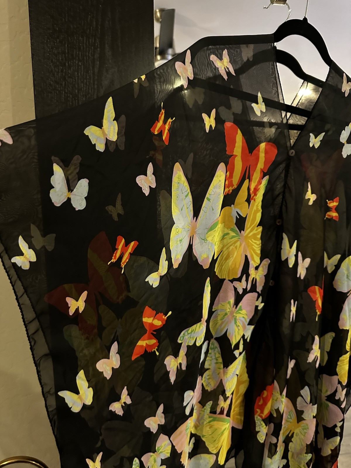 VTG : Black Butterfly Shape And Print Beach Wear, W : 40 “L 32”