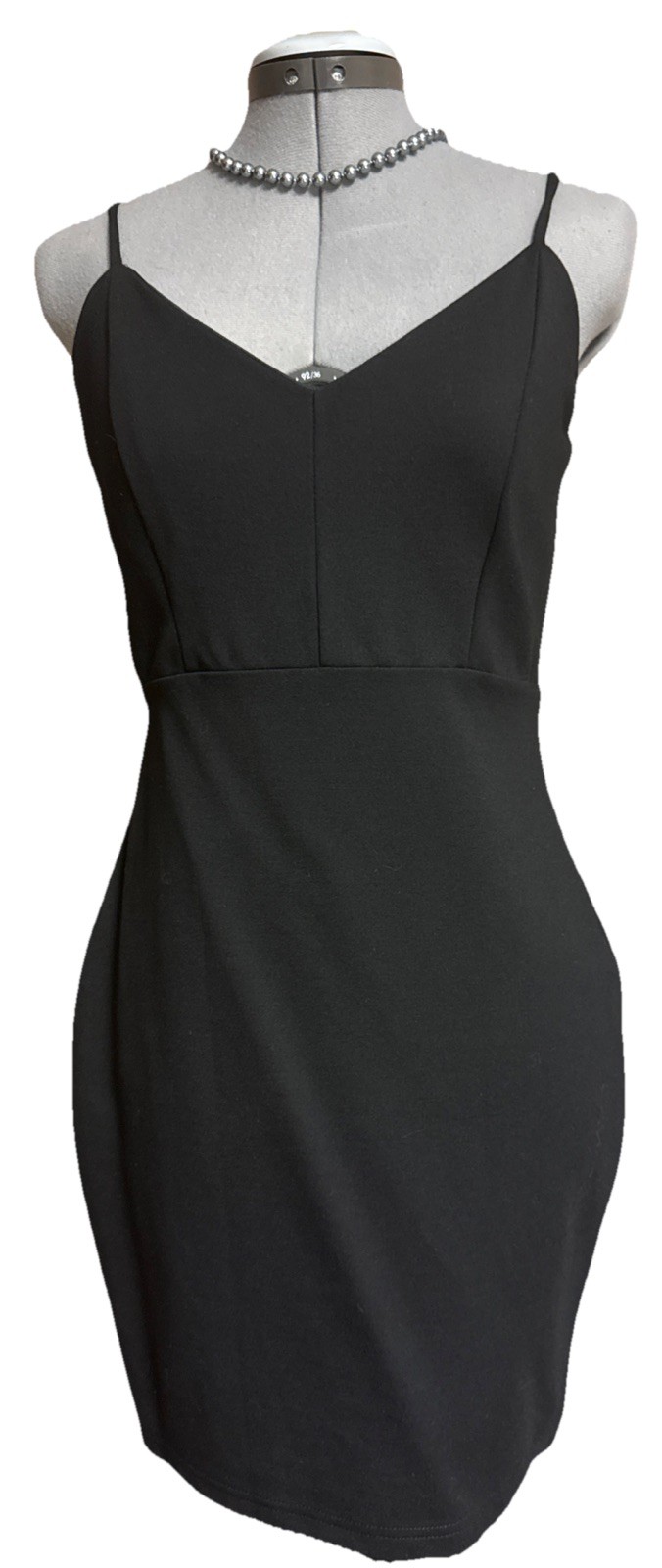 Lulus bodycon black dress. Size M. Across Chest 15.5 In. L 32 In. NWOT