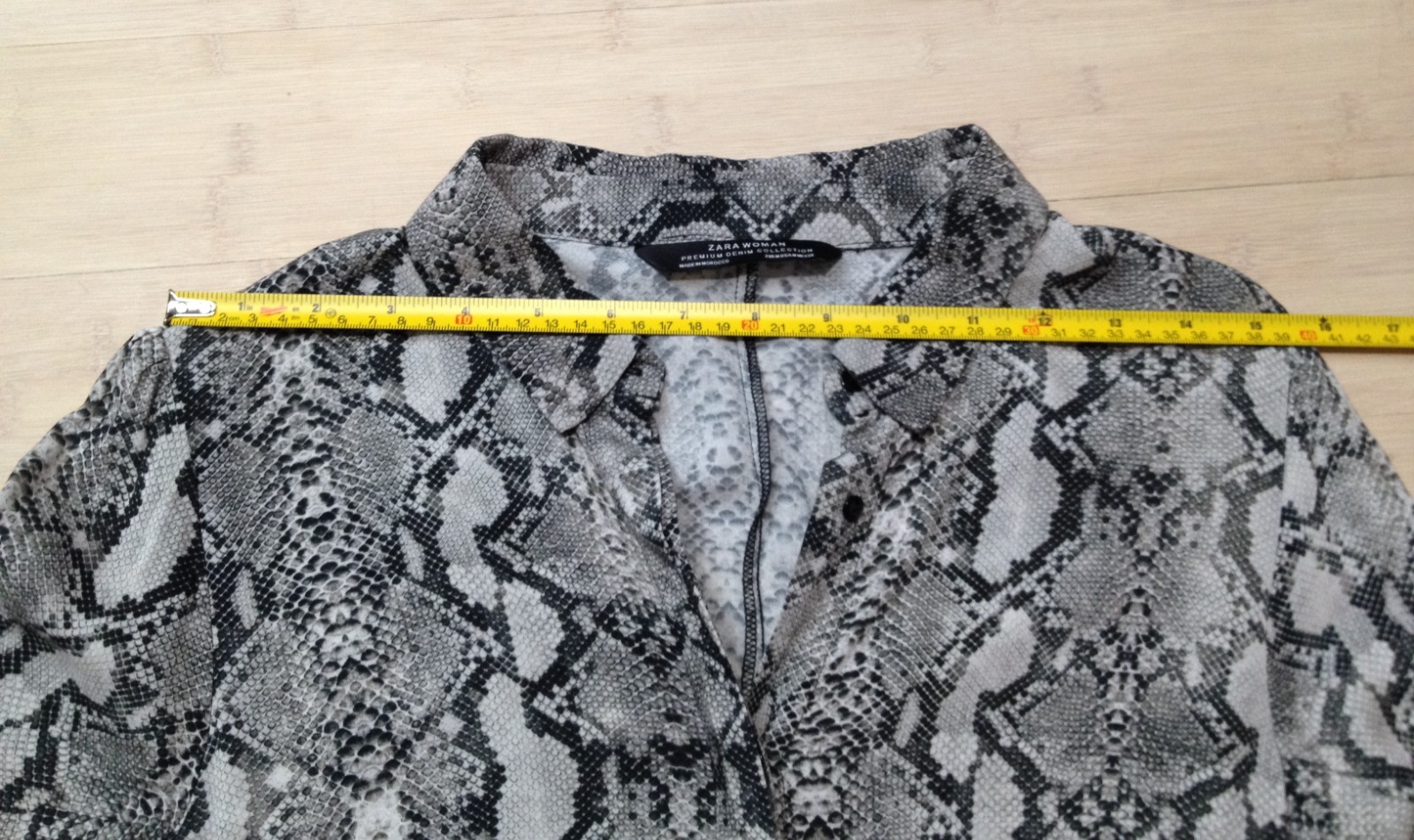 Zara Womens 100% Viscose Button Front Shirt Dress Snakeskin Sz M