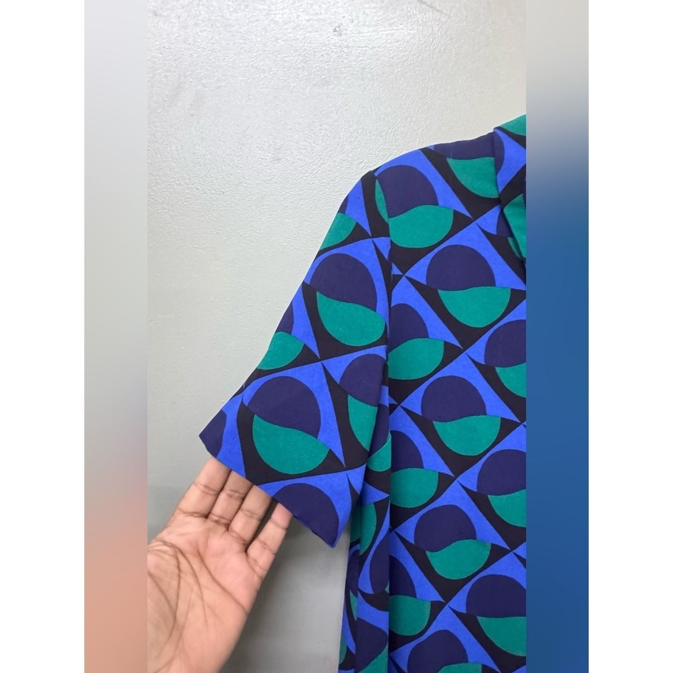 Marc by Marc Jacobs Blue Green Teal Graphic Op Art Shift Dress Woman’s size 4