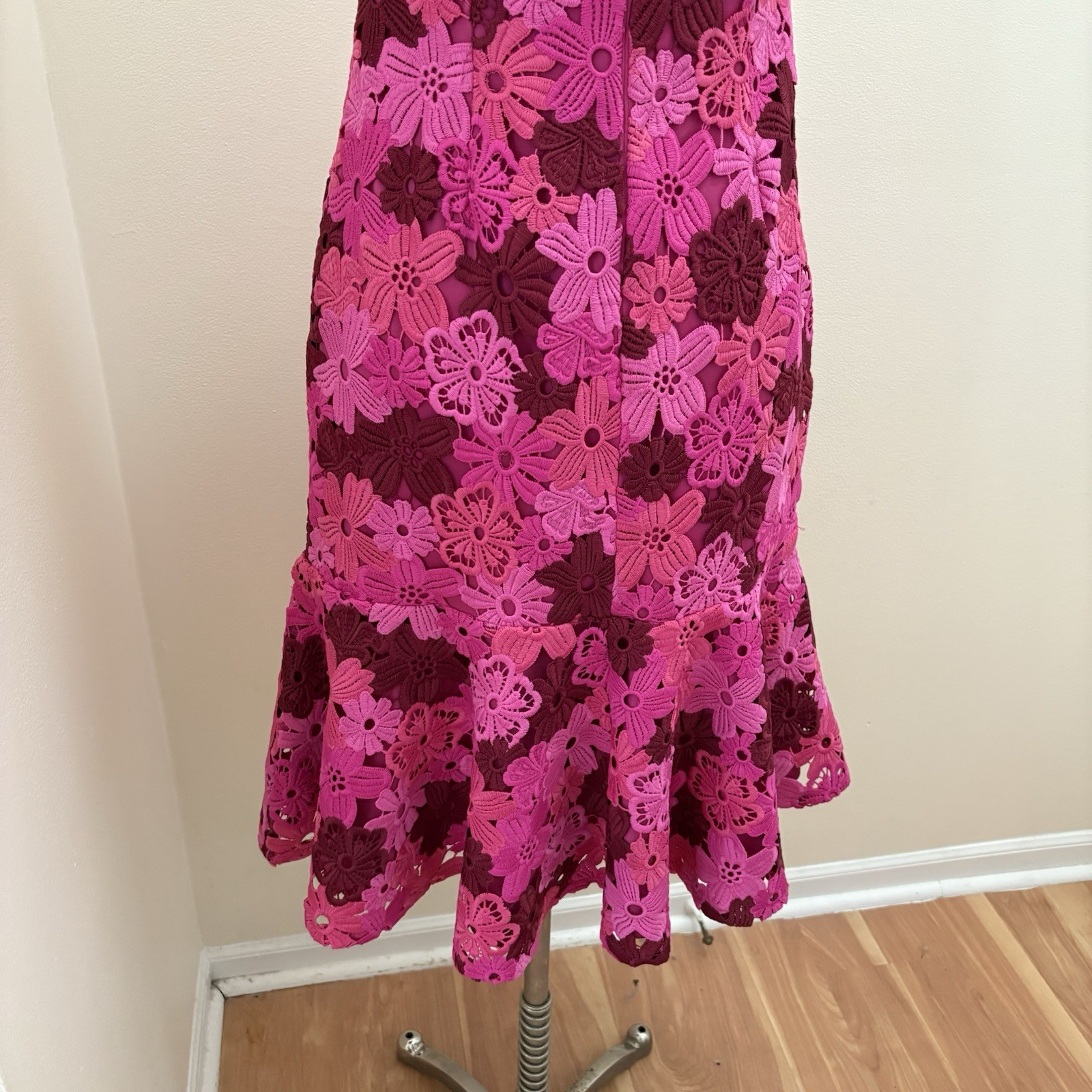 Alexia Admor Romantic Feminine Floral Lace Strapless Cocktail Dress Sz 8 Medium