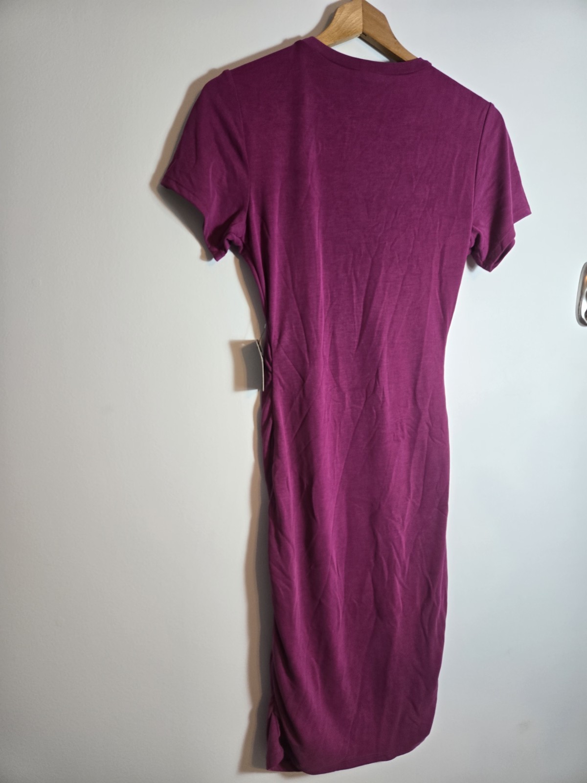 NWT Express Raspberry Solid Knit Ruched Stretch Crew Neck T-Shirt Midi Dress S