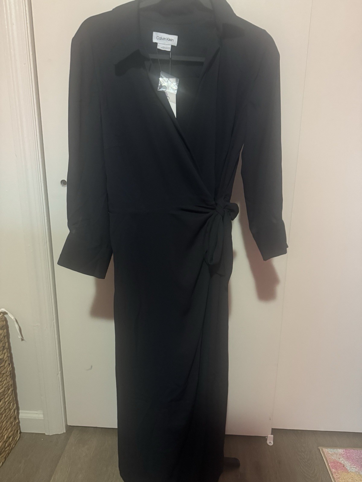 Calvin Klein Women’s Black Solid Wrap Dress Long Sleeve Collared, Size 10