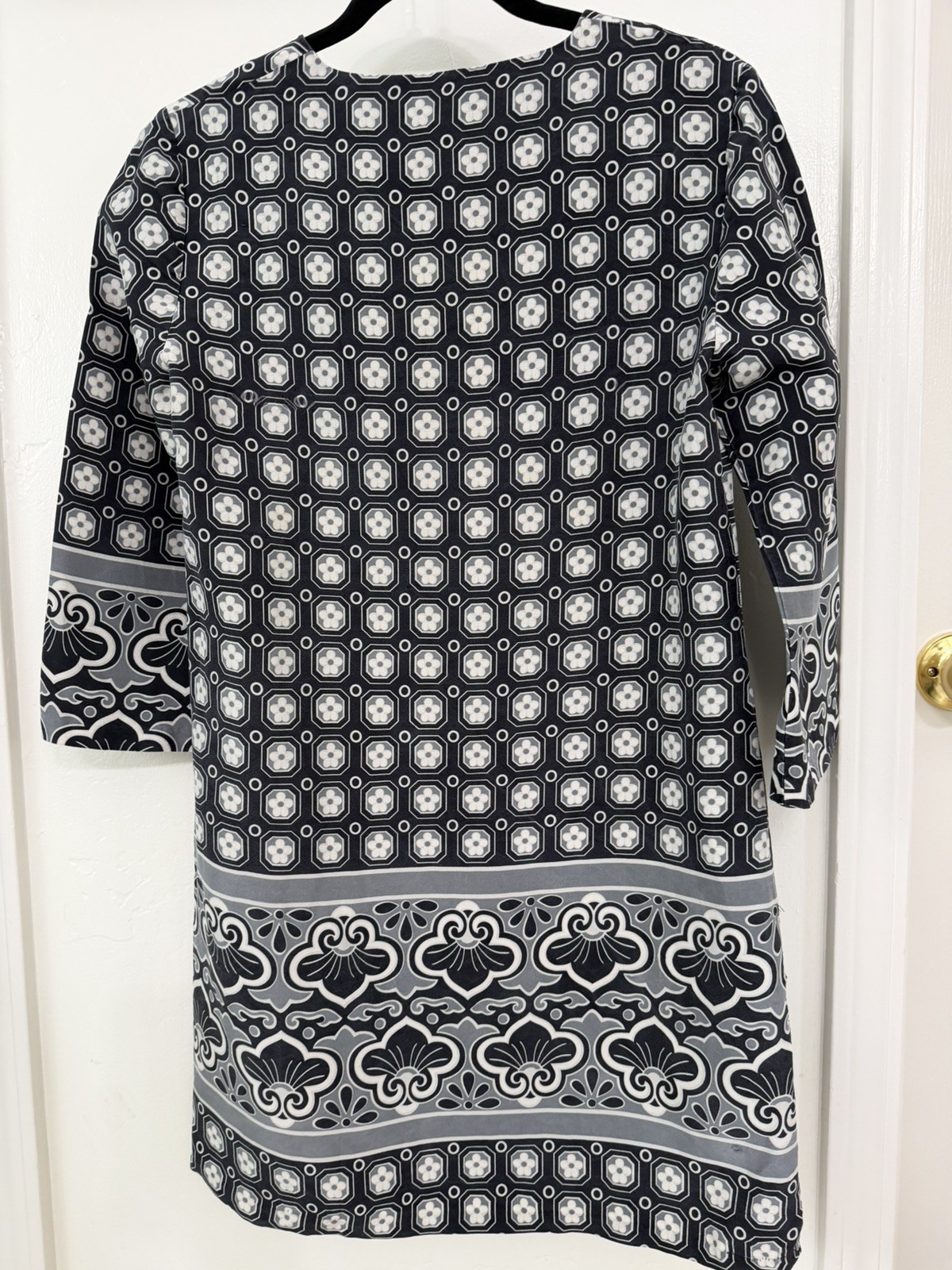 Tory Burch 100% Silk Gray White Geometric Tunic Dress Split Neck Women Shift 4