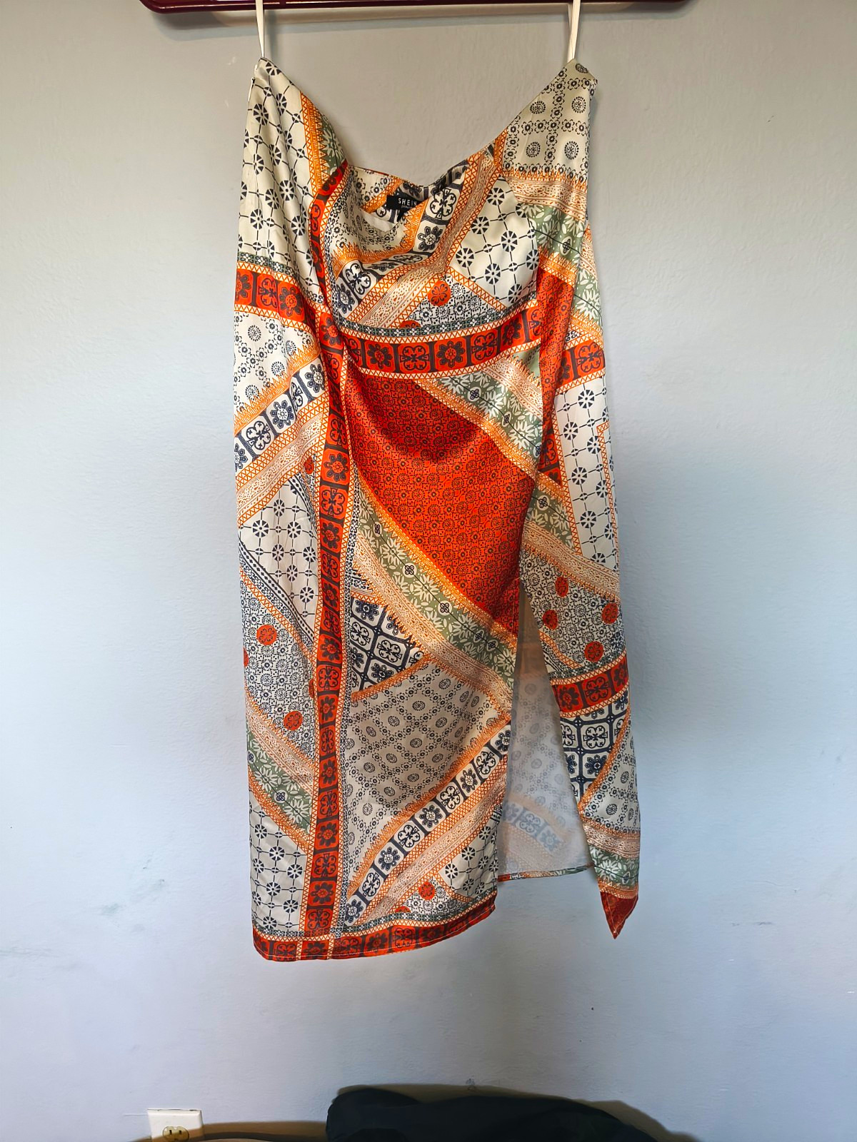 SHEIN Women’s Slip Dress Midi Spaghetti Strap Geometric Orange White Grey M