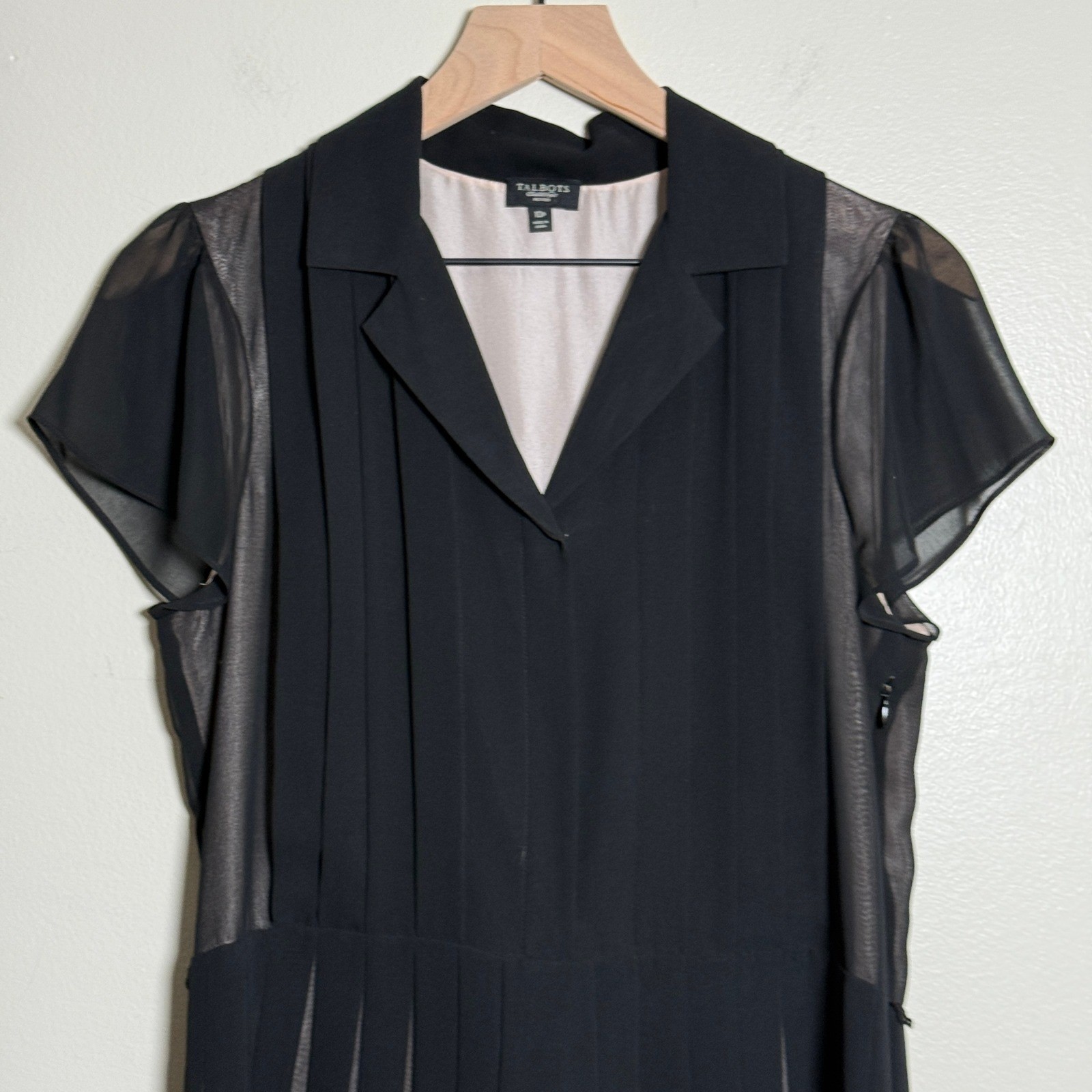 Talbots Womens Silk Sheath Dress 10P Black Pink Pleated Formal Modest Brunch