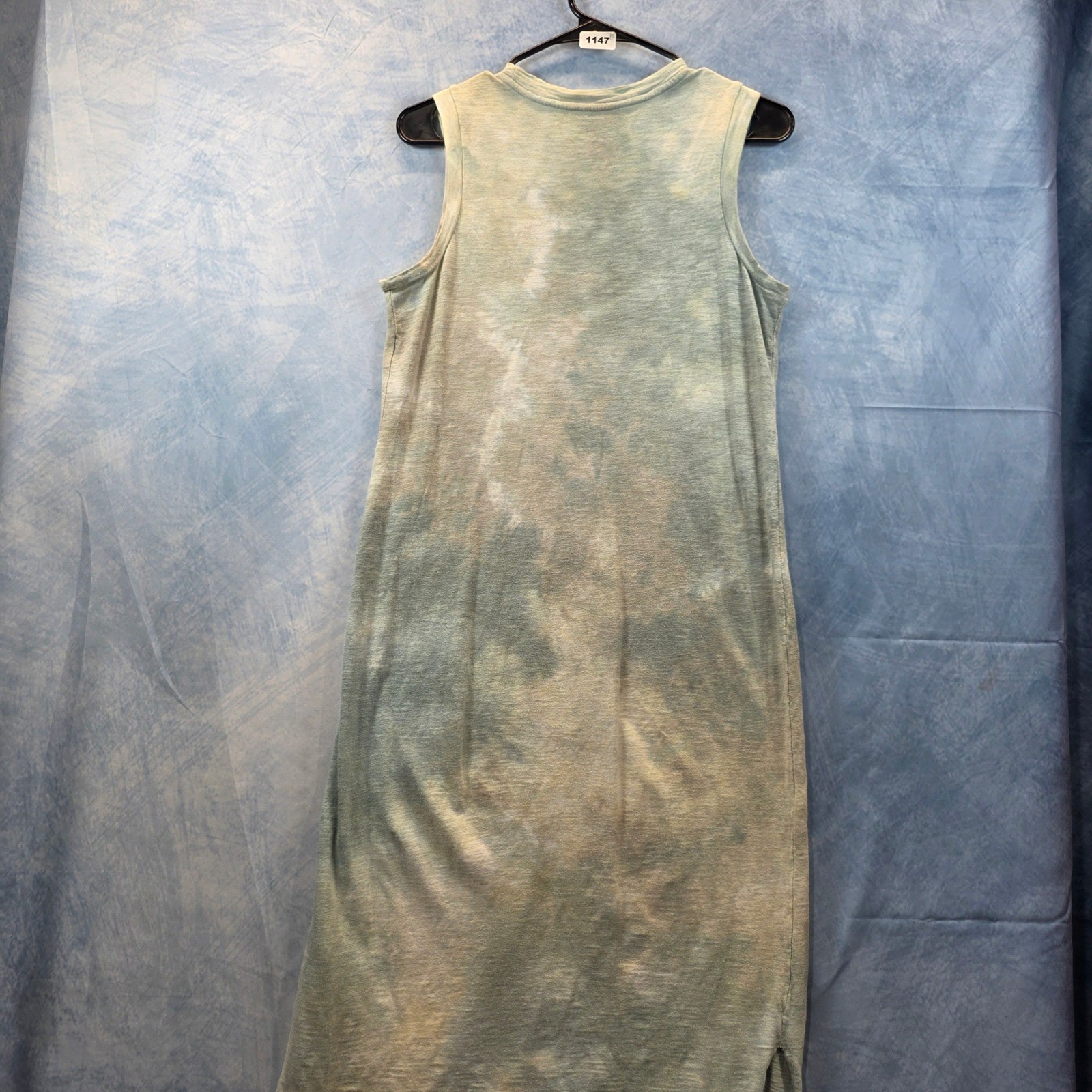 Universal Thread Womens XS Tie Dye Sleeveles Maxi Dress Green Crew Neck Slit Hem