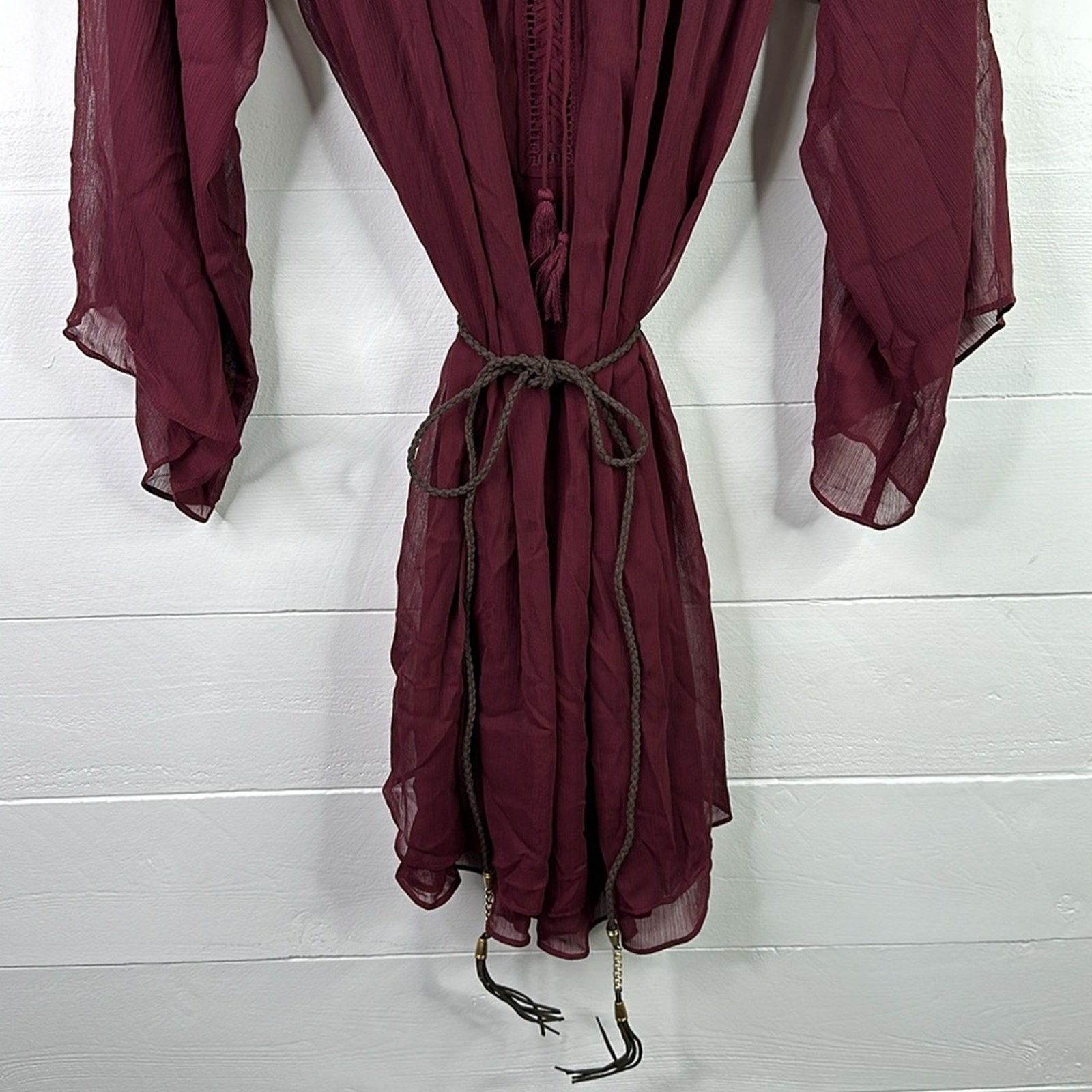 DOUBLE ZERO Wine Open Shoulder Wide Sleeve Polyester Tassle Dress Size Small