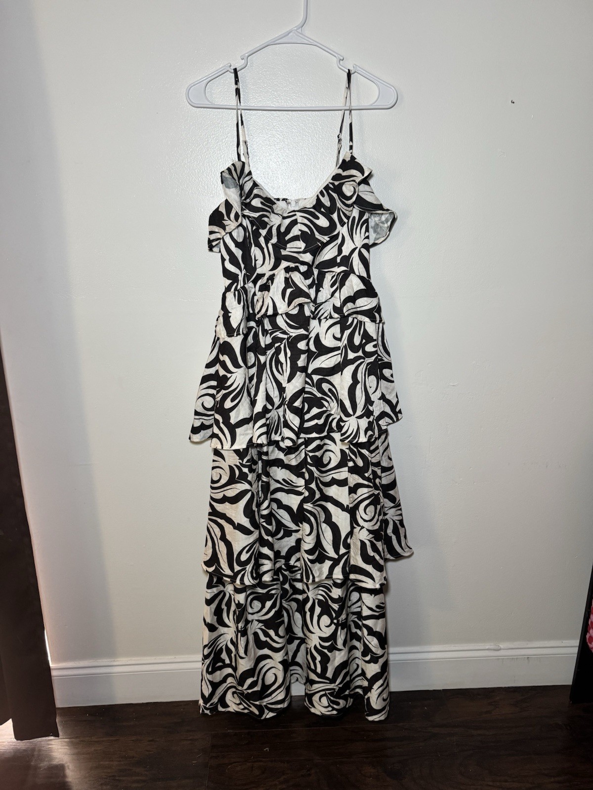 Flying Tomato Tiered Maxi Dress Size Small