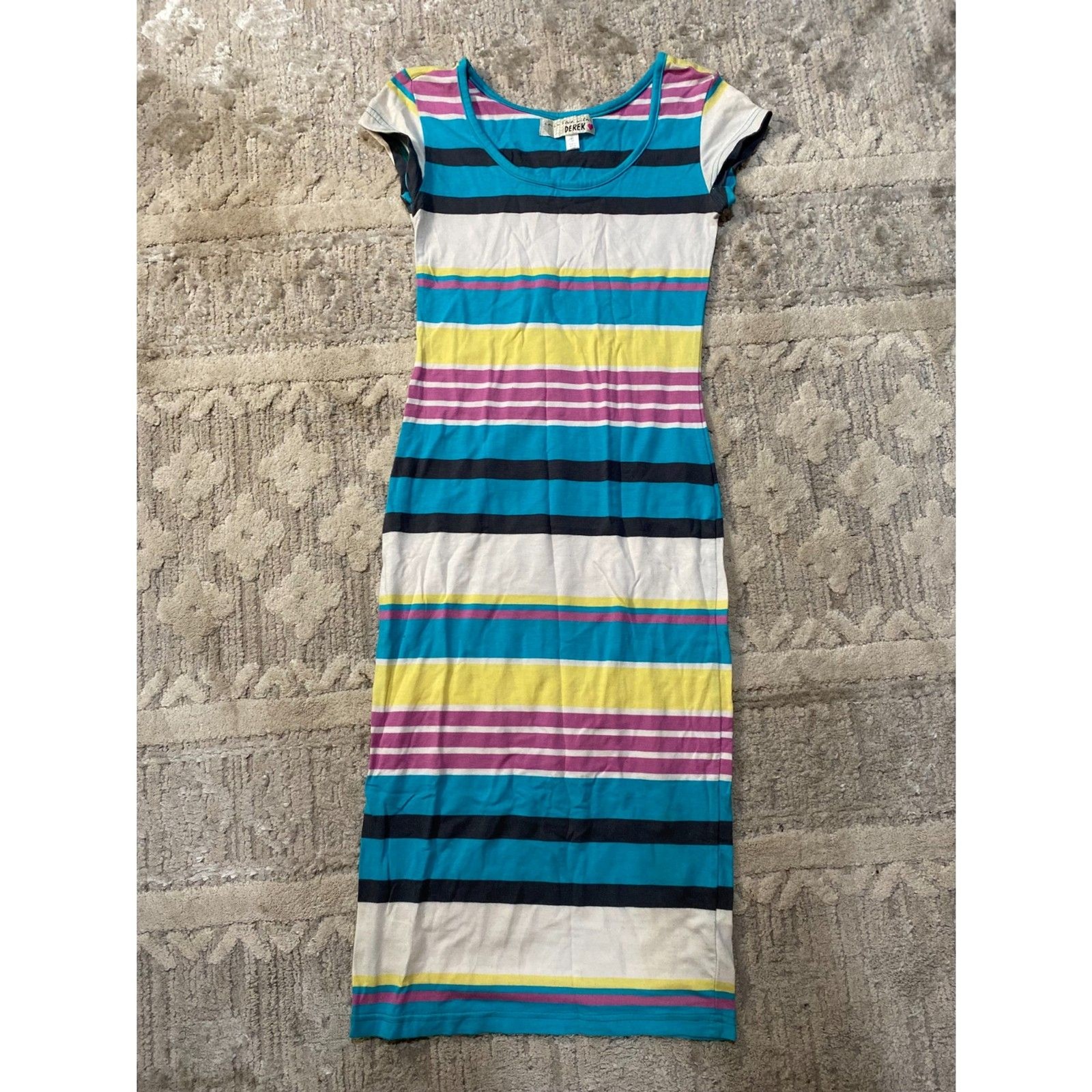 I’m In Love With Derek Body Dress Small