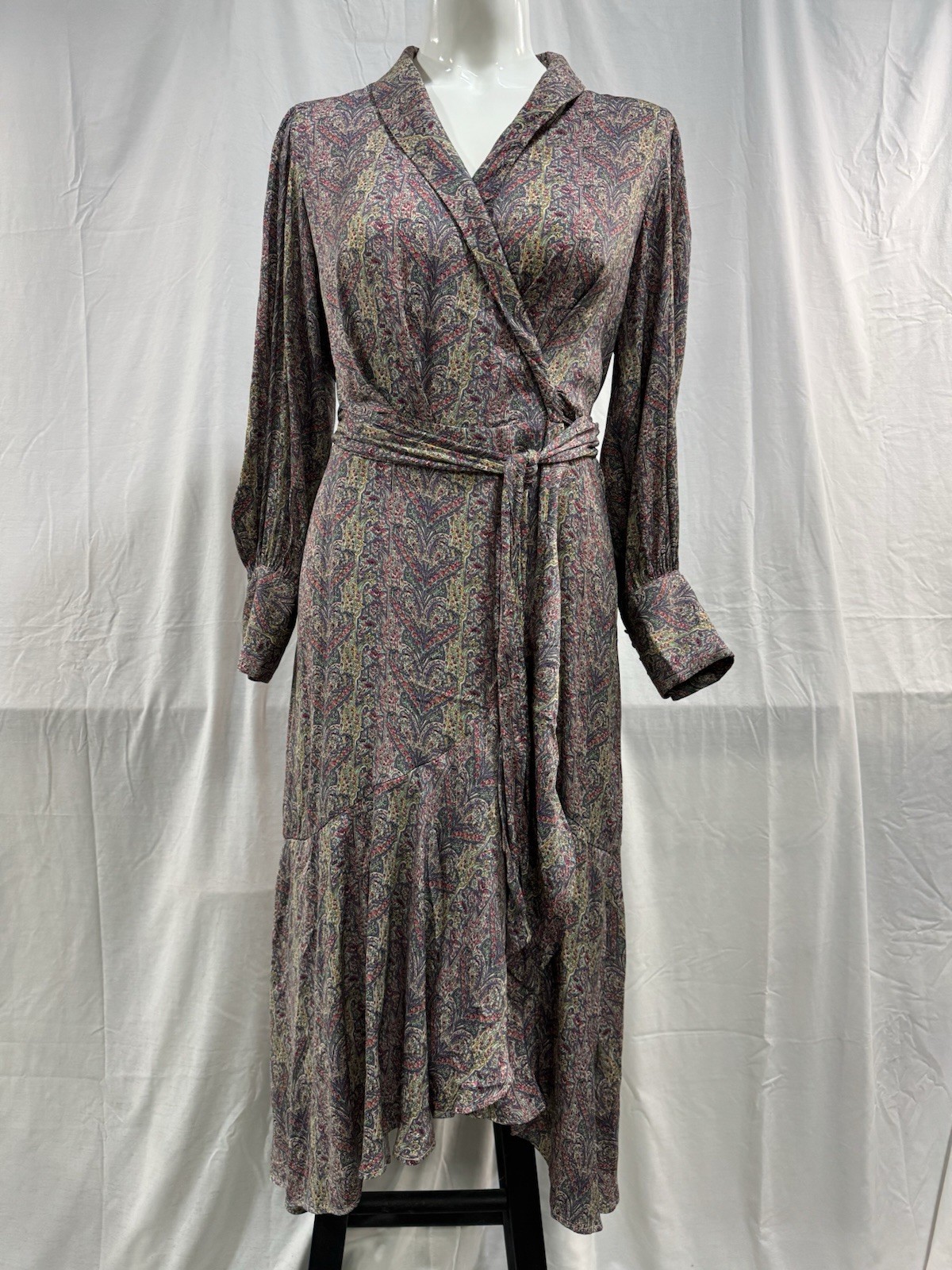 NWT Banana Republic Purple Paisley Wrap Dress Size Large Covered Buttons
