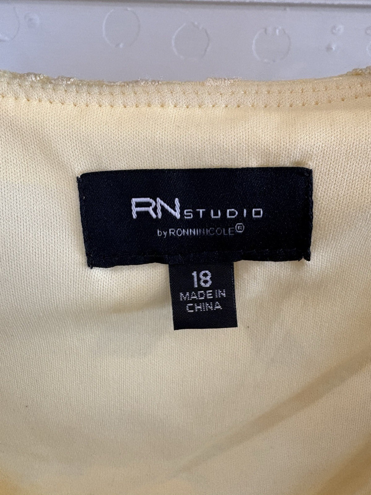 RN STUDIO Yellow Lace Sleeveless Cocktail Dress Size 18/ By RONNI NICOLE ✨