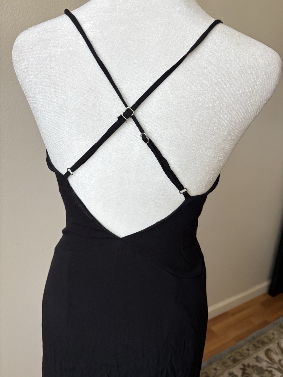 FORE Black Solid V-Neck Adjustable Strappy Open Back Maxi Slip Dress S