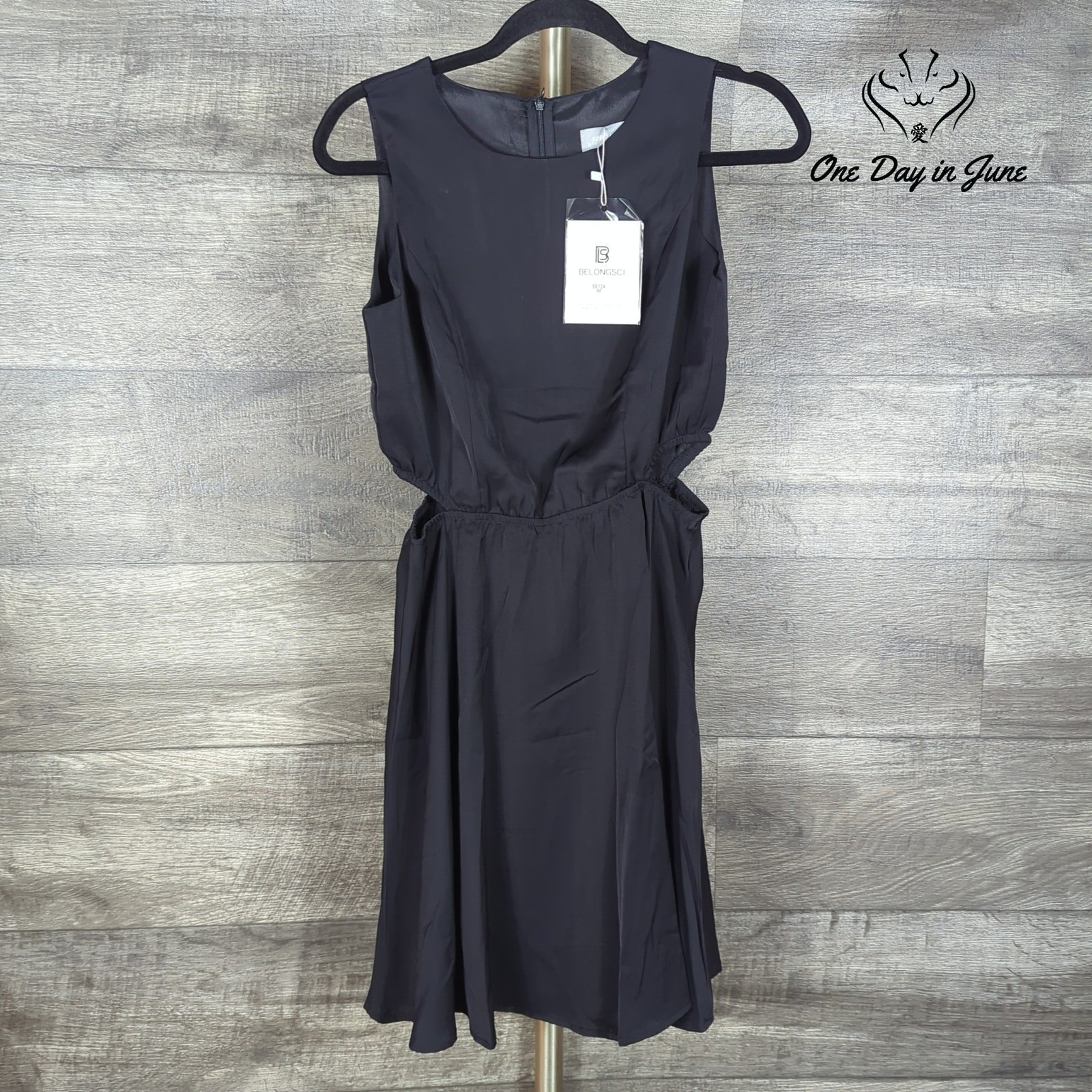Belongsci Sleeveless Mini Dress Size M