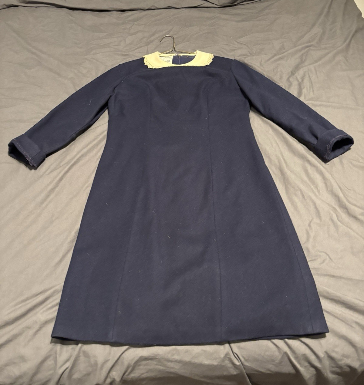 Navy/White Wool Shift Dress Long Sleeve Lace Collar Knee Length 13