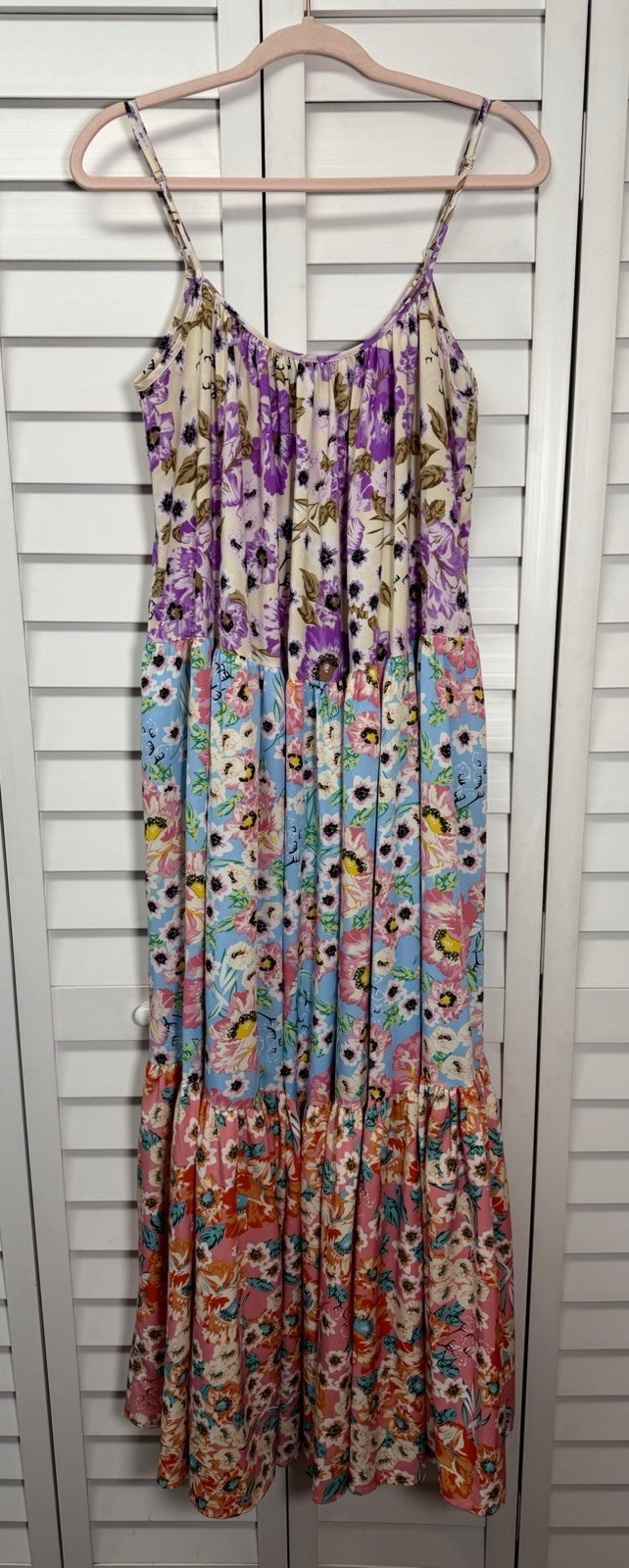 Floral Spaghetti Strap Boho Chic Tiered Oversized Maxi Dress Women’s Size Small