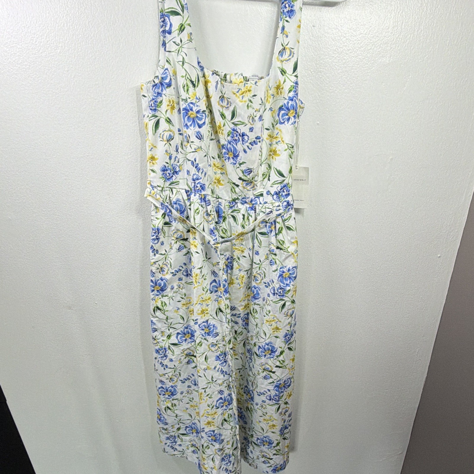 Women’s Blue Yellow White Floral 100% Cotton Sun Dress Free Assembly NWOT SZ S