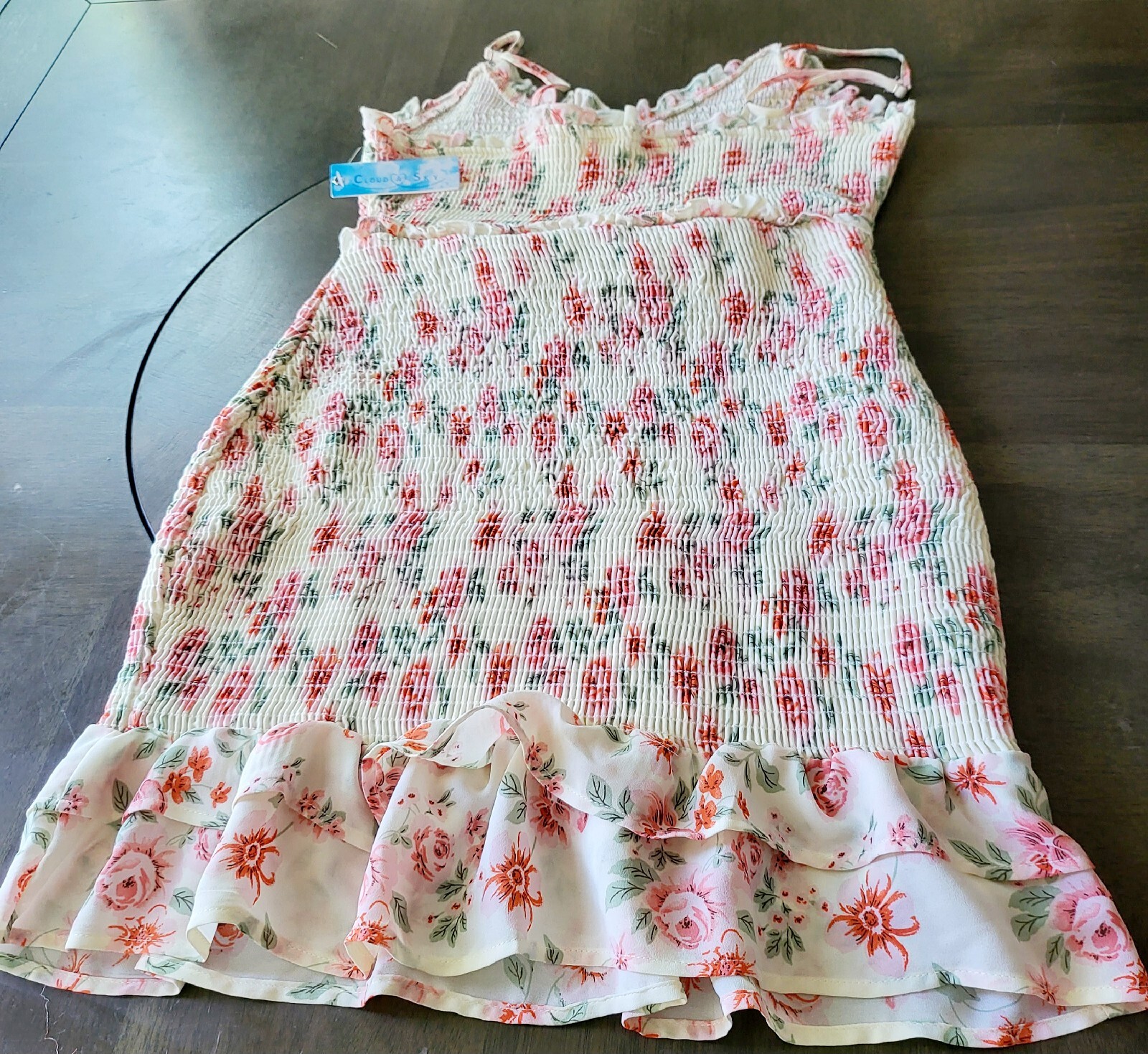 Cloud & Sky Beautiful Cream Floral Ribbed Sundress W/Ruffle Edge Size M
