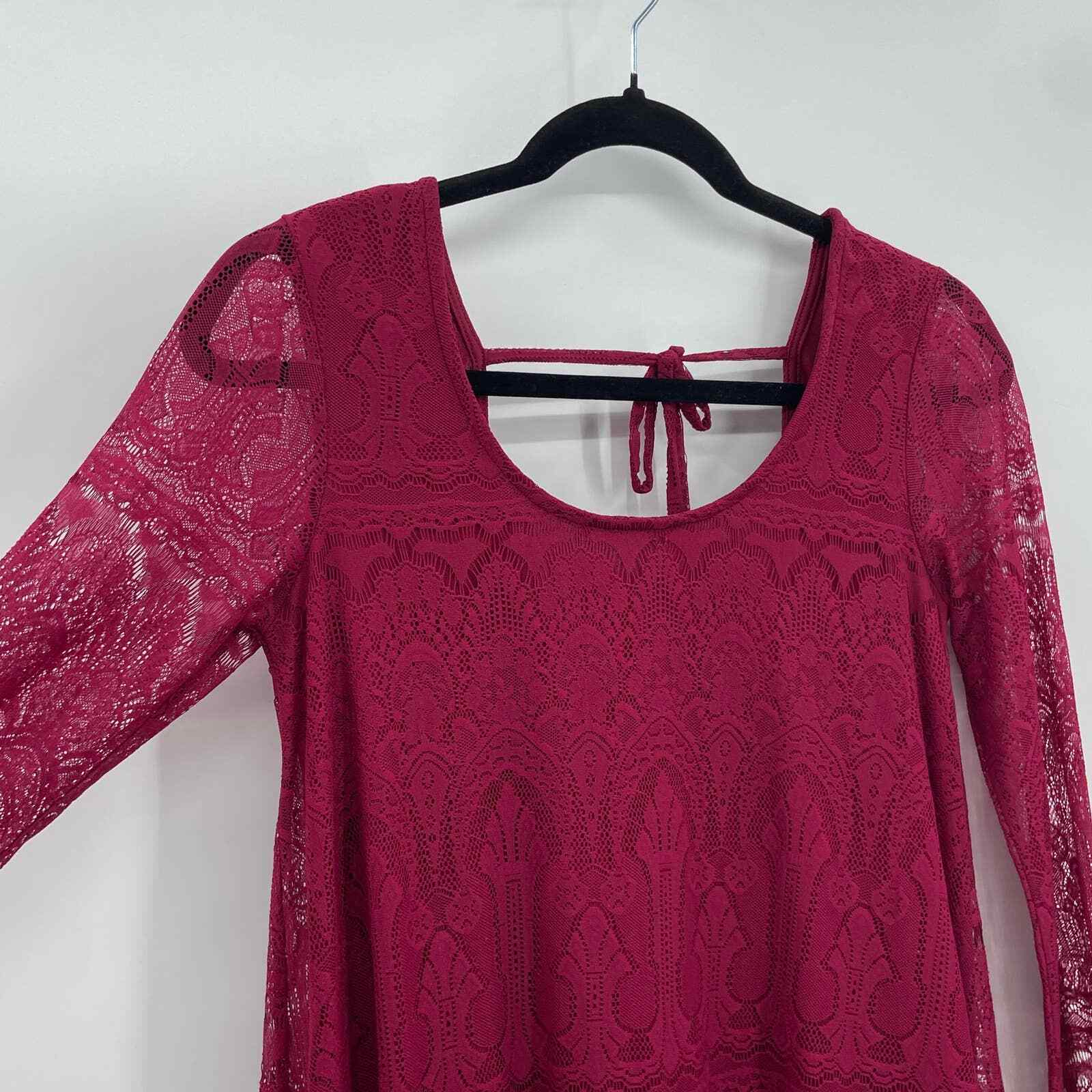 ALTAR’D STATE Burgundy Lace Scoop Neck Back Tie Long Sleeve Shift Dress Small