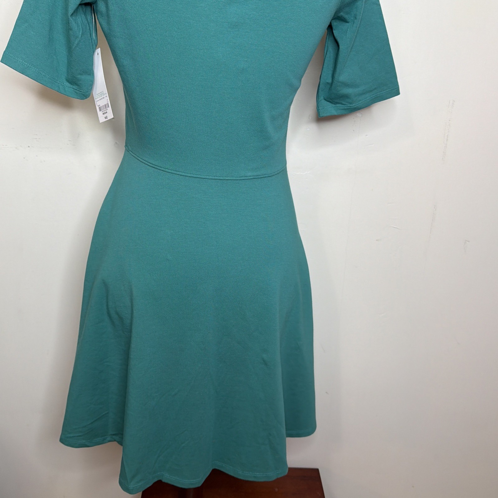 DECREE size M DRESS Lace Off Shoulder Neck Short Sleeves “Bayou” GREEN NWT $42