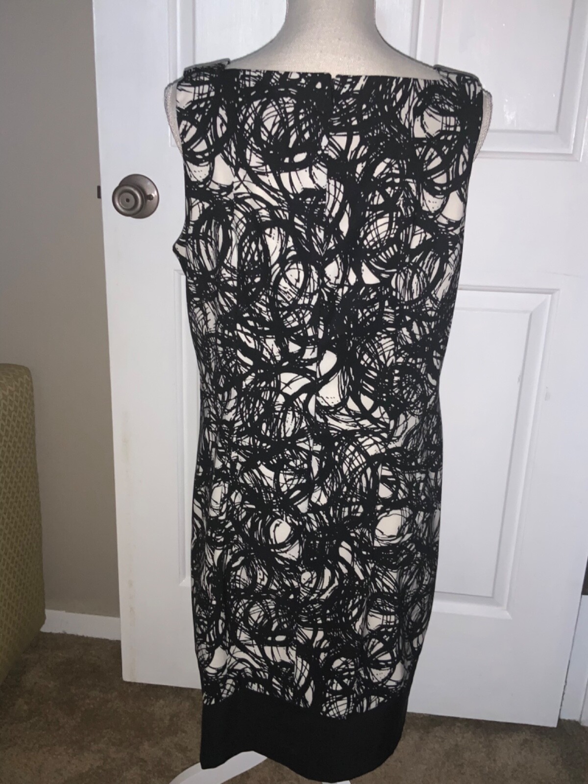 🌸 AB Studio Ladies Black White Polyester Sleeveless Shift Dress Size14 (D20) 🌸