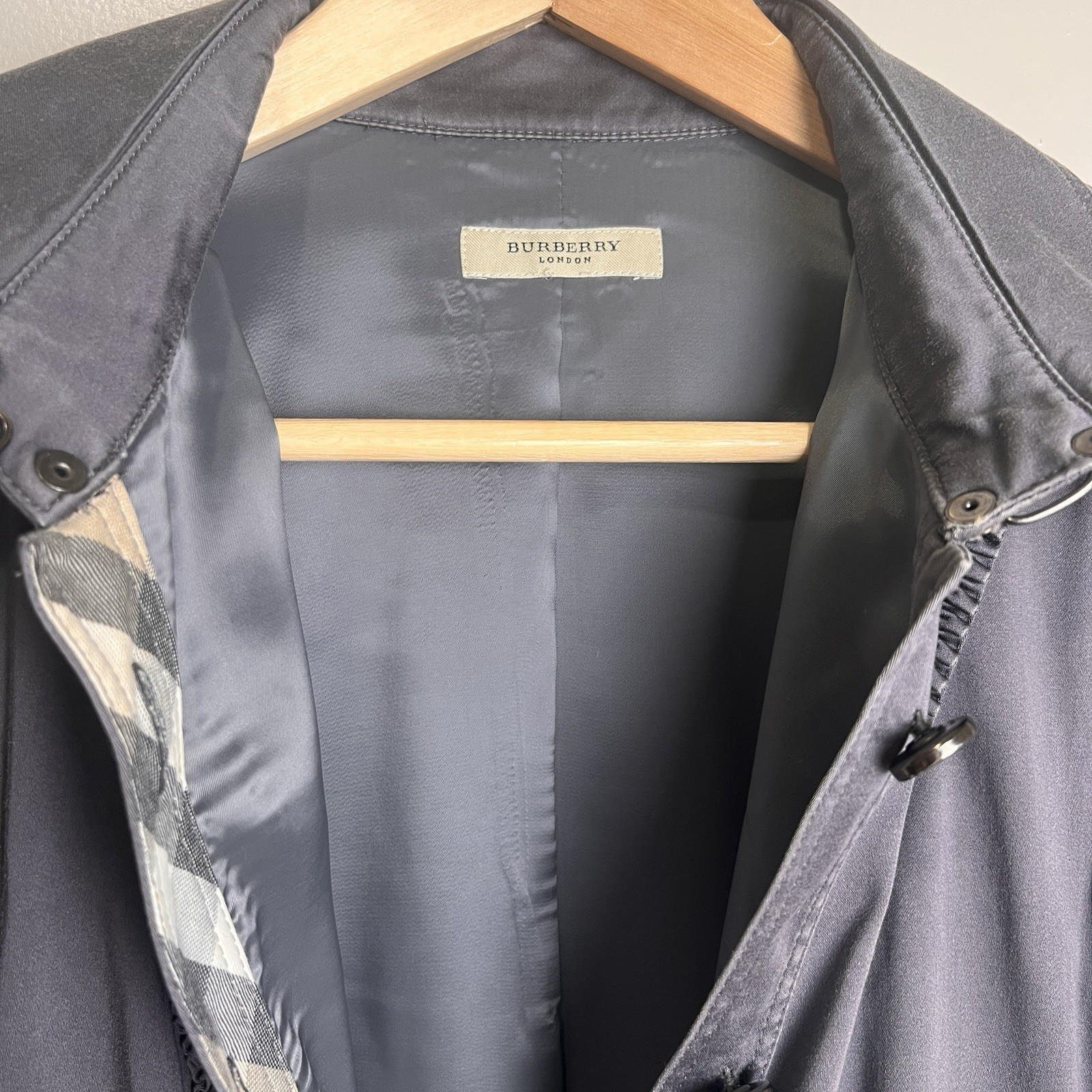 Burberry of London Gray Button Down Dress Size 17.5” Ptp EUC
